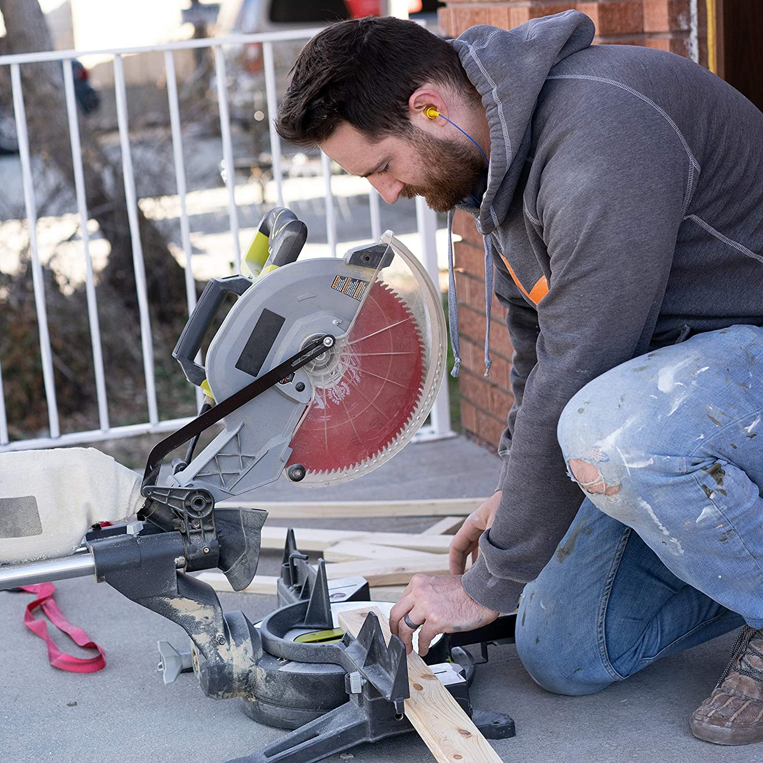 Dolaer Basic Earplug-Earbud Hybrid - Noise Reducing Earphones - Yellow