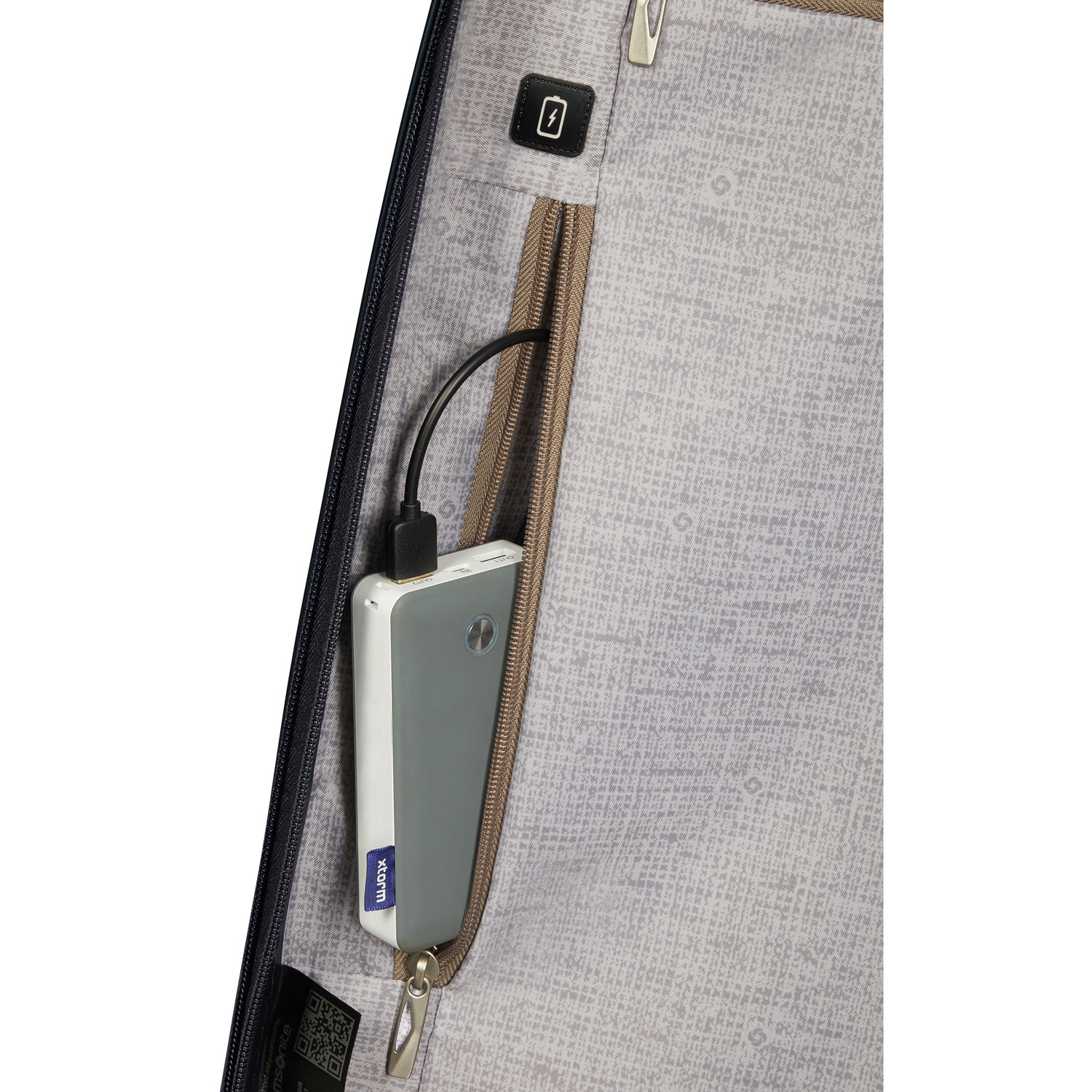 Valise de cabine rigide de 20,3 po extensible C-Lite de Samsonite - Noir