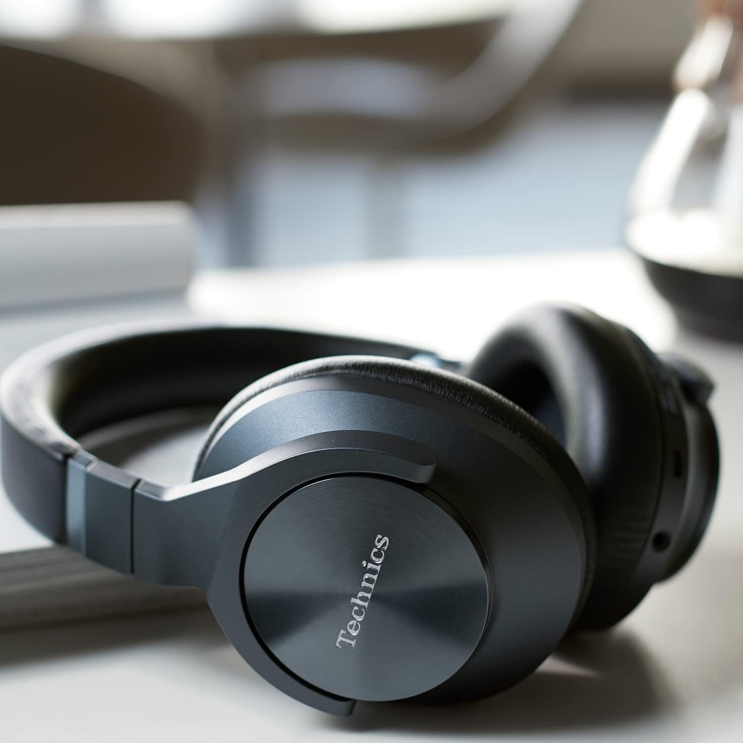 PANASONIC TECHNICS PREMIUM NOISE CANCELING HEADPHONES