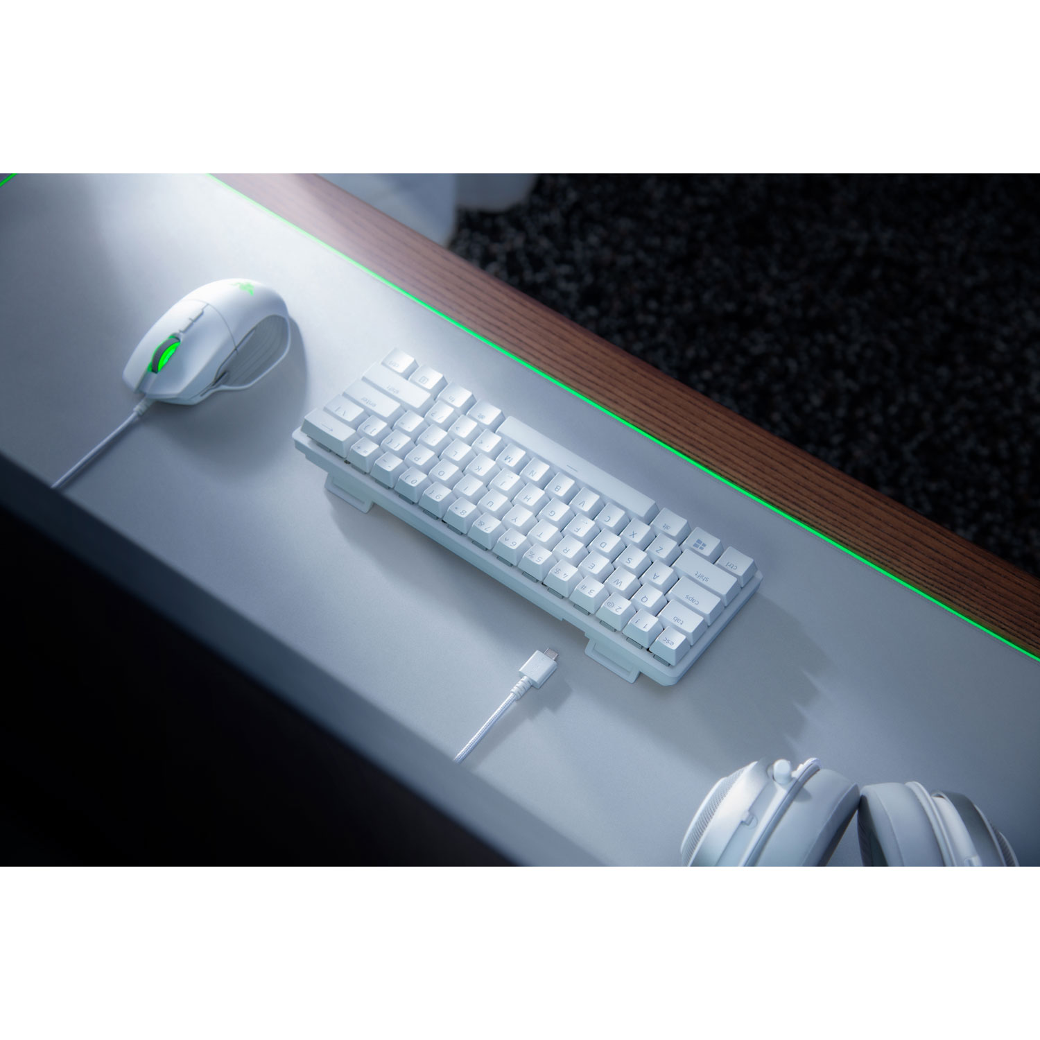 Razer Hunstman Backlit Mechanical Doubleshot PBT Clicky TKL Ergonomic Gaming Keyboard -Mercury -English