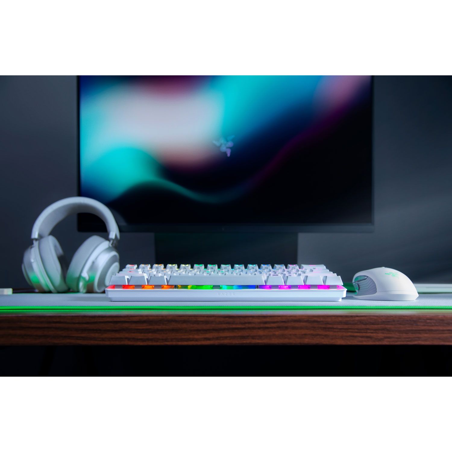 Razer Hunstman Backlit Mechanical Doubleshot PBT Clicky TKL Ergonomic Gaming Keyboard -Mercury -English