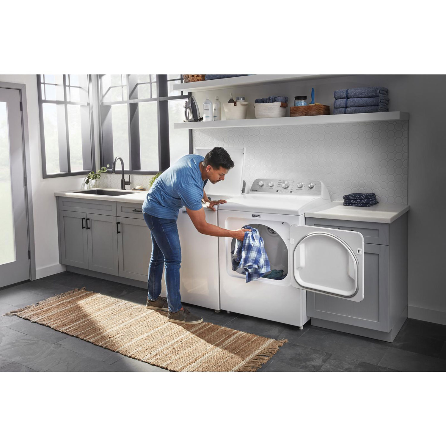 Laveuse à chargement par le haut haute efficacité de 5,2 pi³ de Maytag - Blanc
