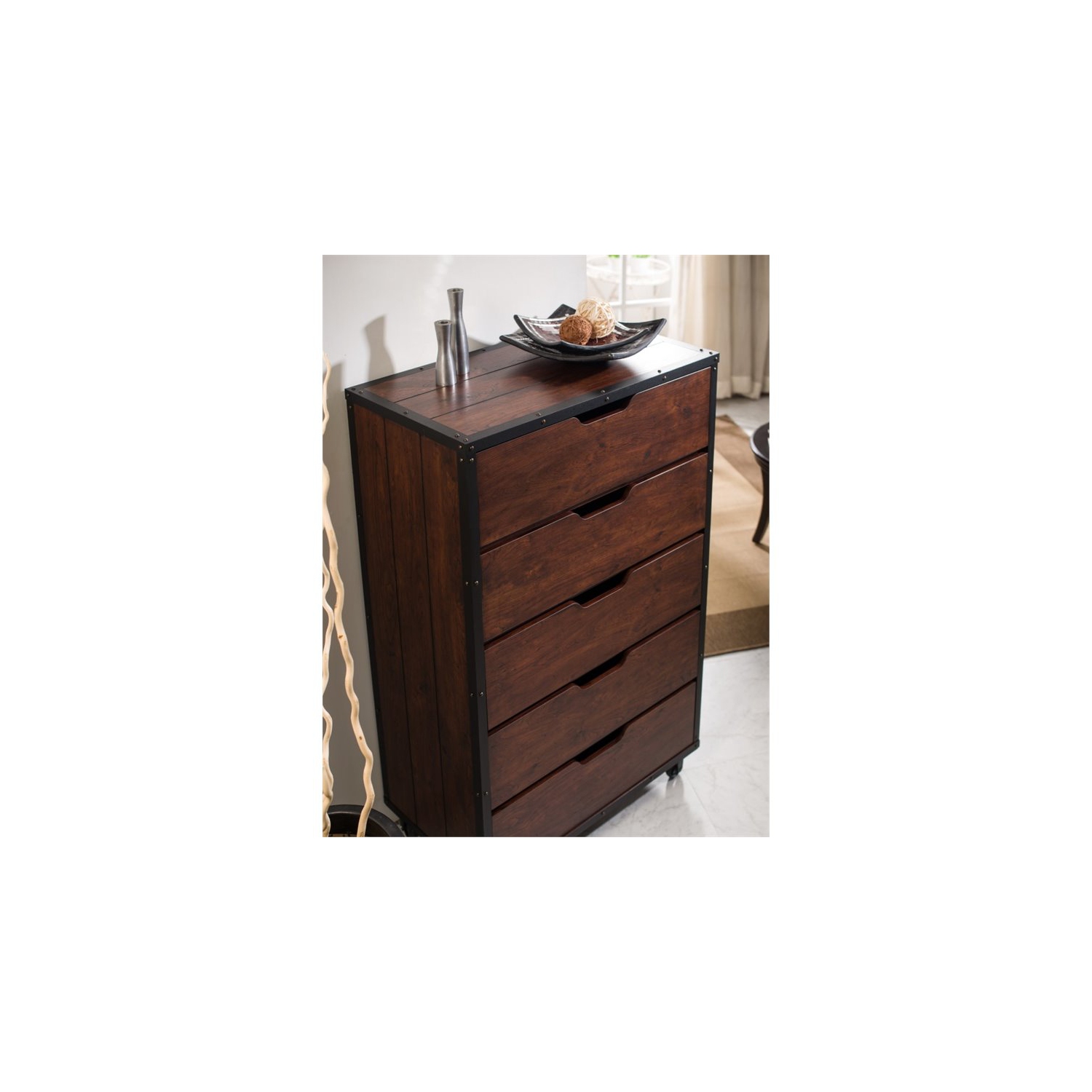 Meuble en bois 5 tiroirs avec roulettes Chevy de couleur noyer rétro de Furniture of America