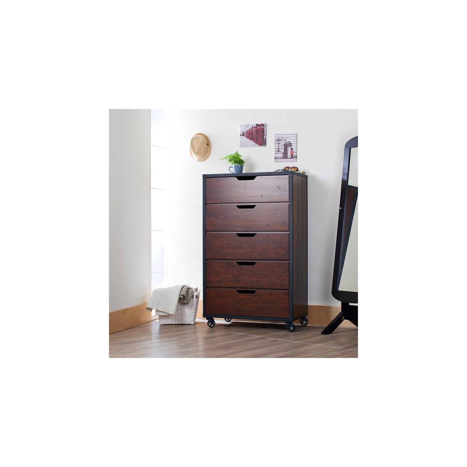 Meuble en bois 5 tiroirs avec roulettes Chevy de couleur noyer rétro de Furniture of America