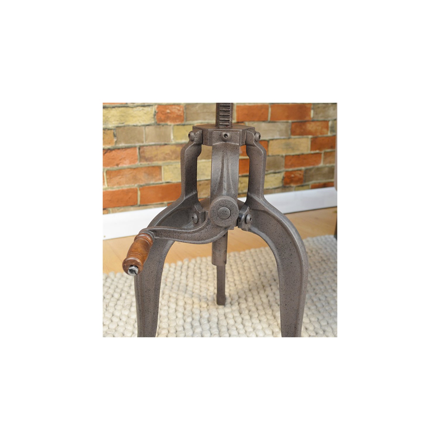 Carolina Classics Tanvi Adjustable Crank Accent End Table