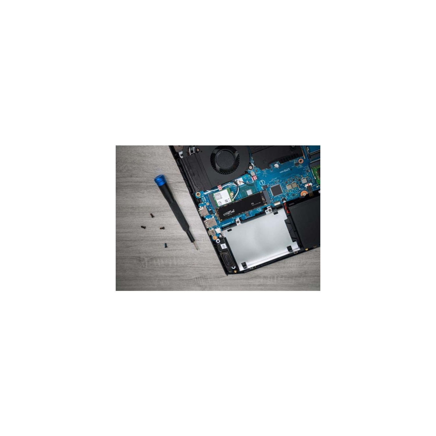 Crucial CT4000P3SSD8 P3 3.0 NAND NVMe PCIe M.2 SSD