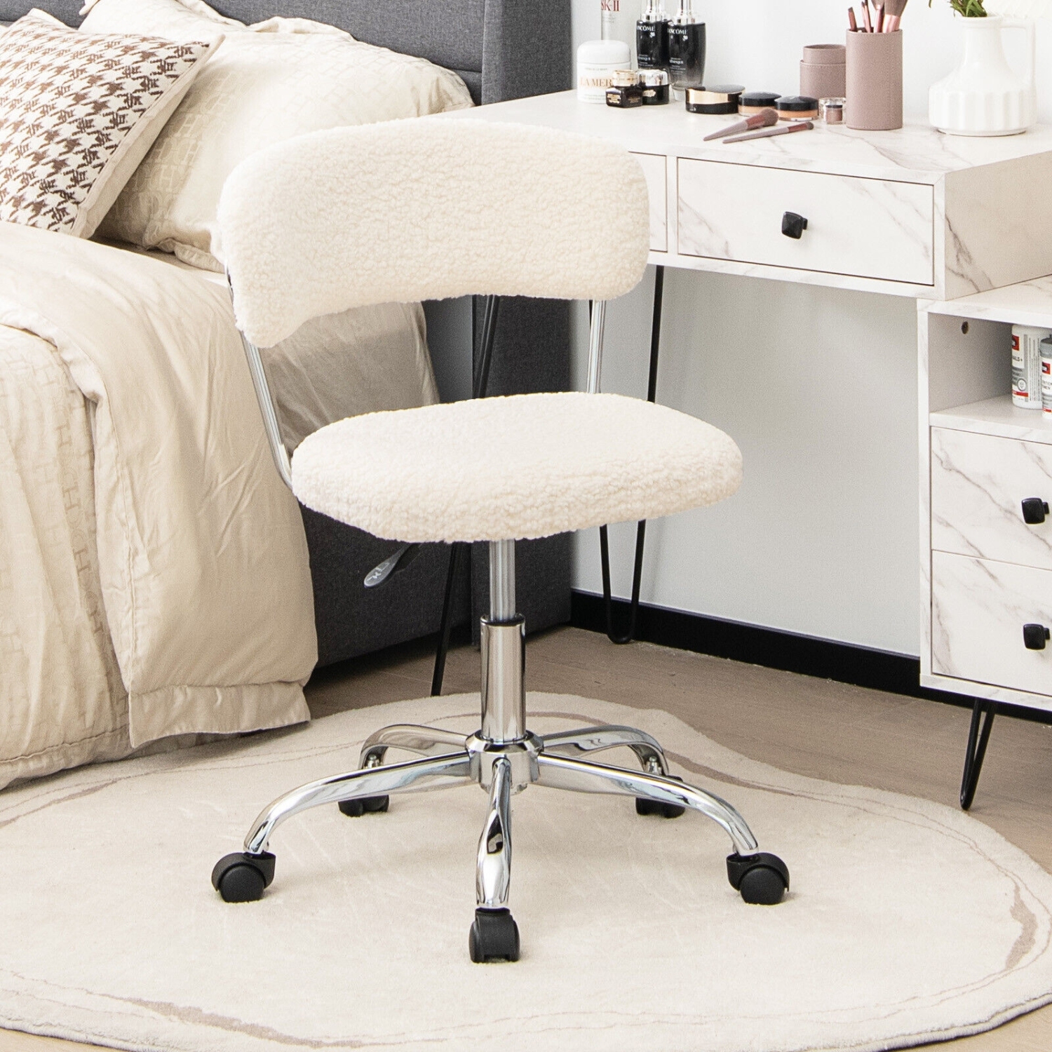 Chaise de bureau réglable en Sherpa avec base pivotante, bureau moderne ou chaise de coiffeuse