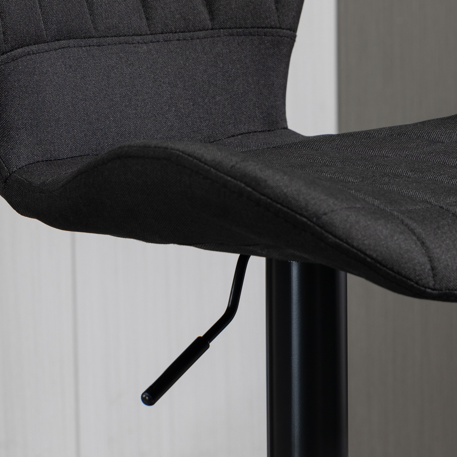 HOMCOM Bar Stools Set of 2, Adjustable Height Swivel Bar Chairs, Linen-feel Fabric Upholstered Kitchen Counter Stools with Wide Seat, Back and