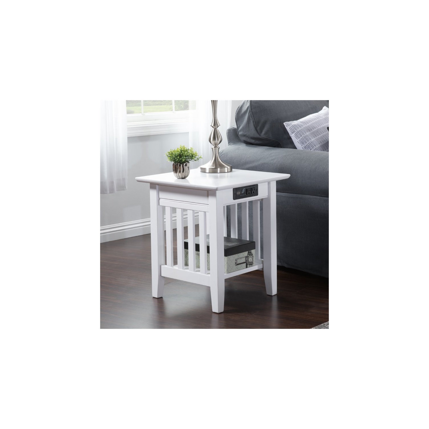 Leo & Lacey 20" Charger End Table in White
