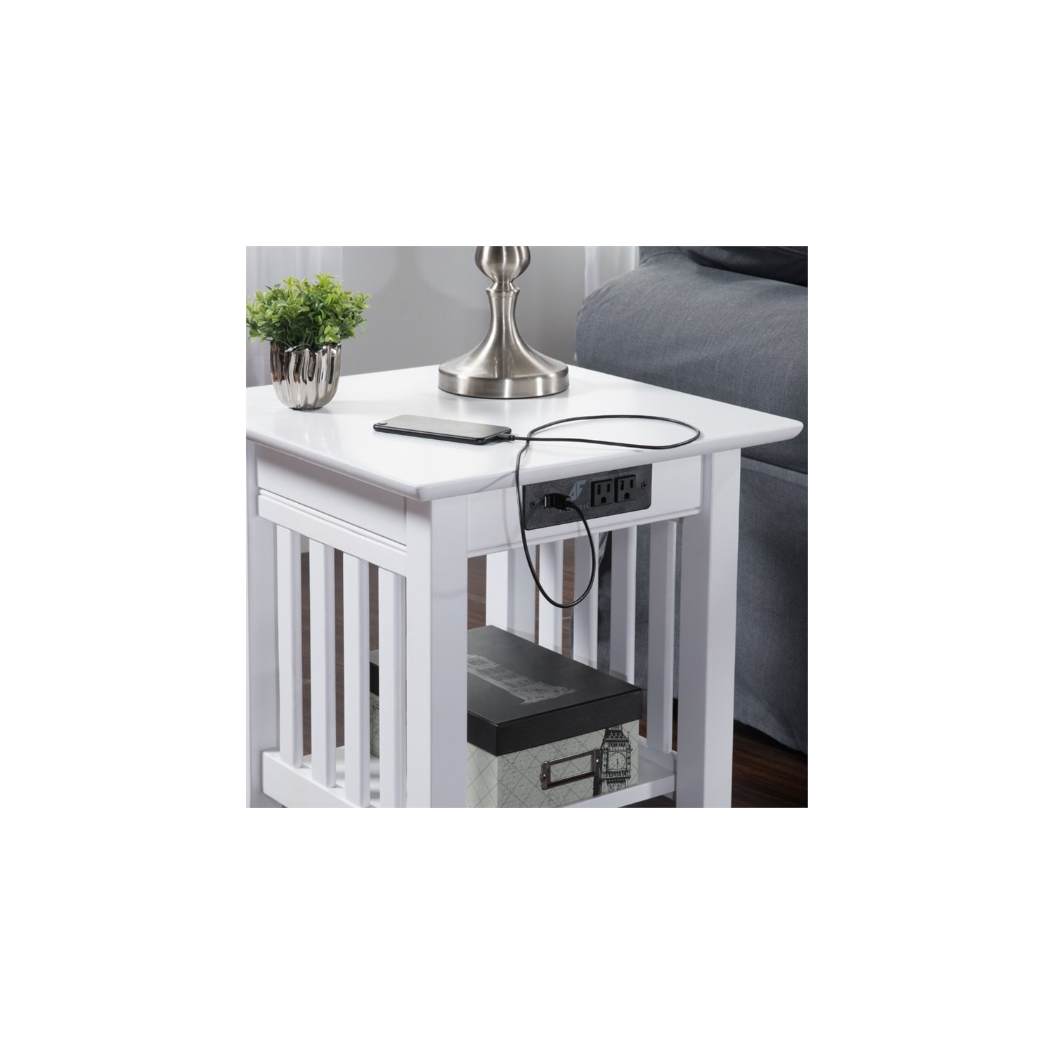 Leo & Lacey 20" Charger End Table in White
