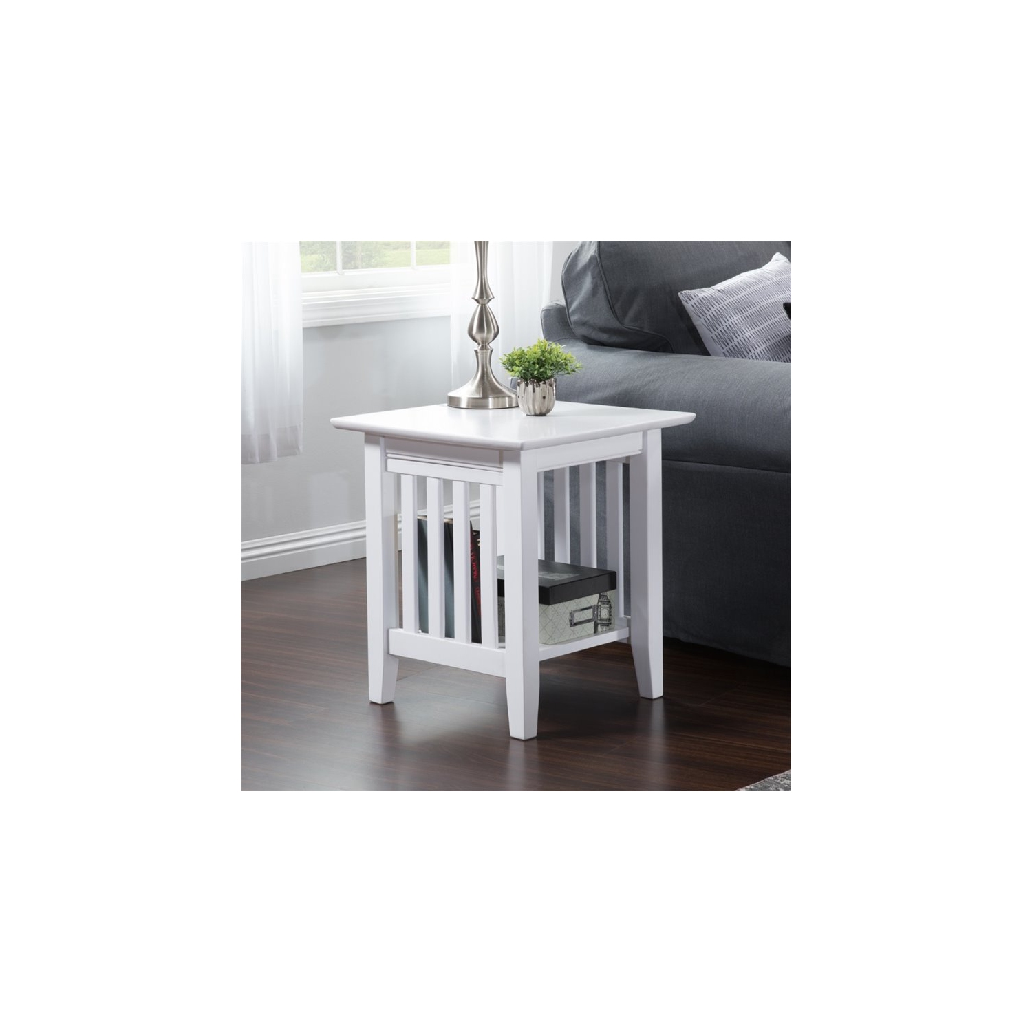 Leo & Lacey 20" Solid hardwood End Table in White