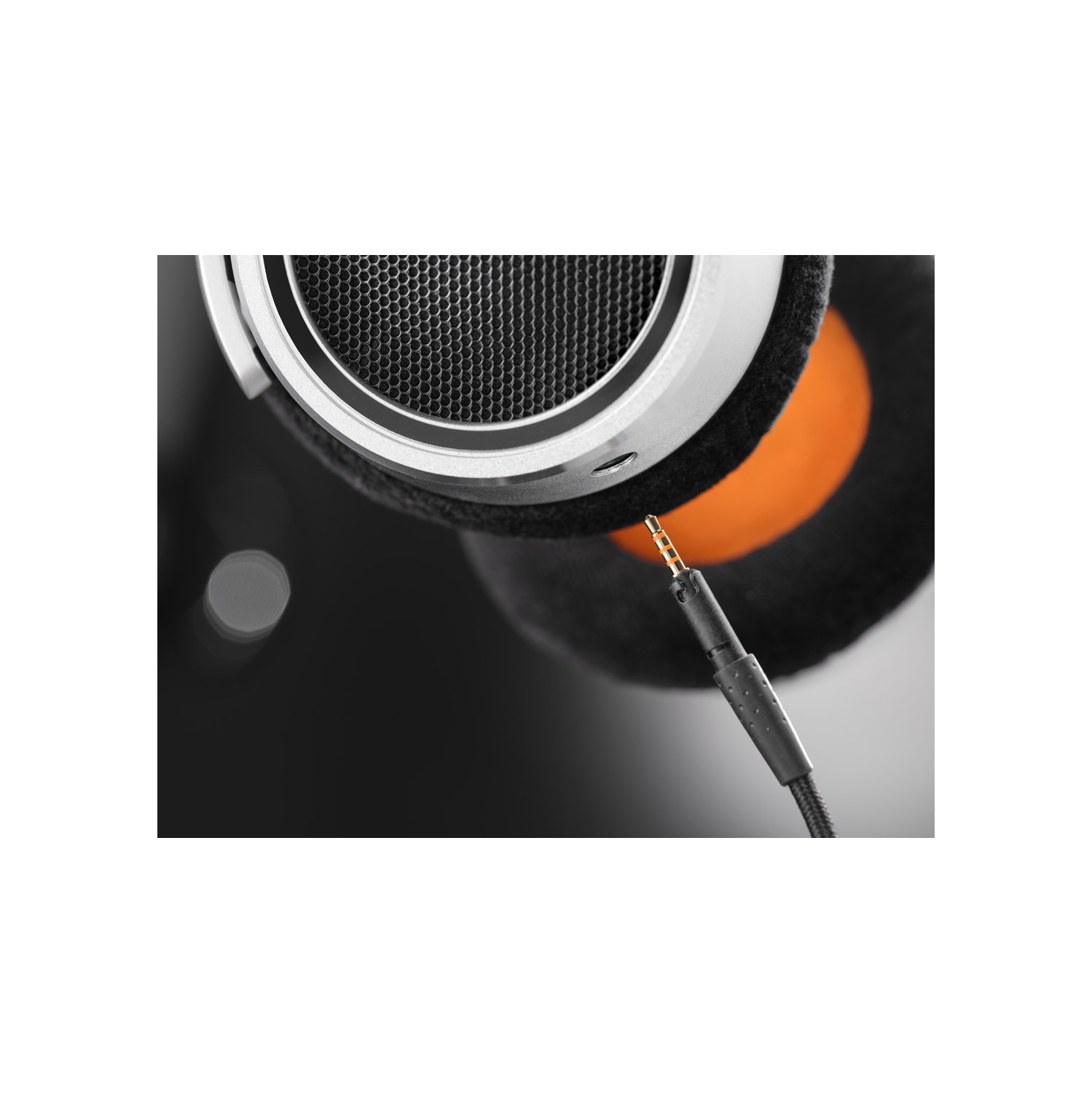 Neumann NDH 30 Reference Class Open-back Studio Headphones