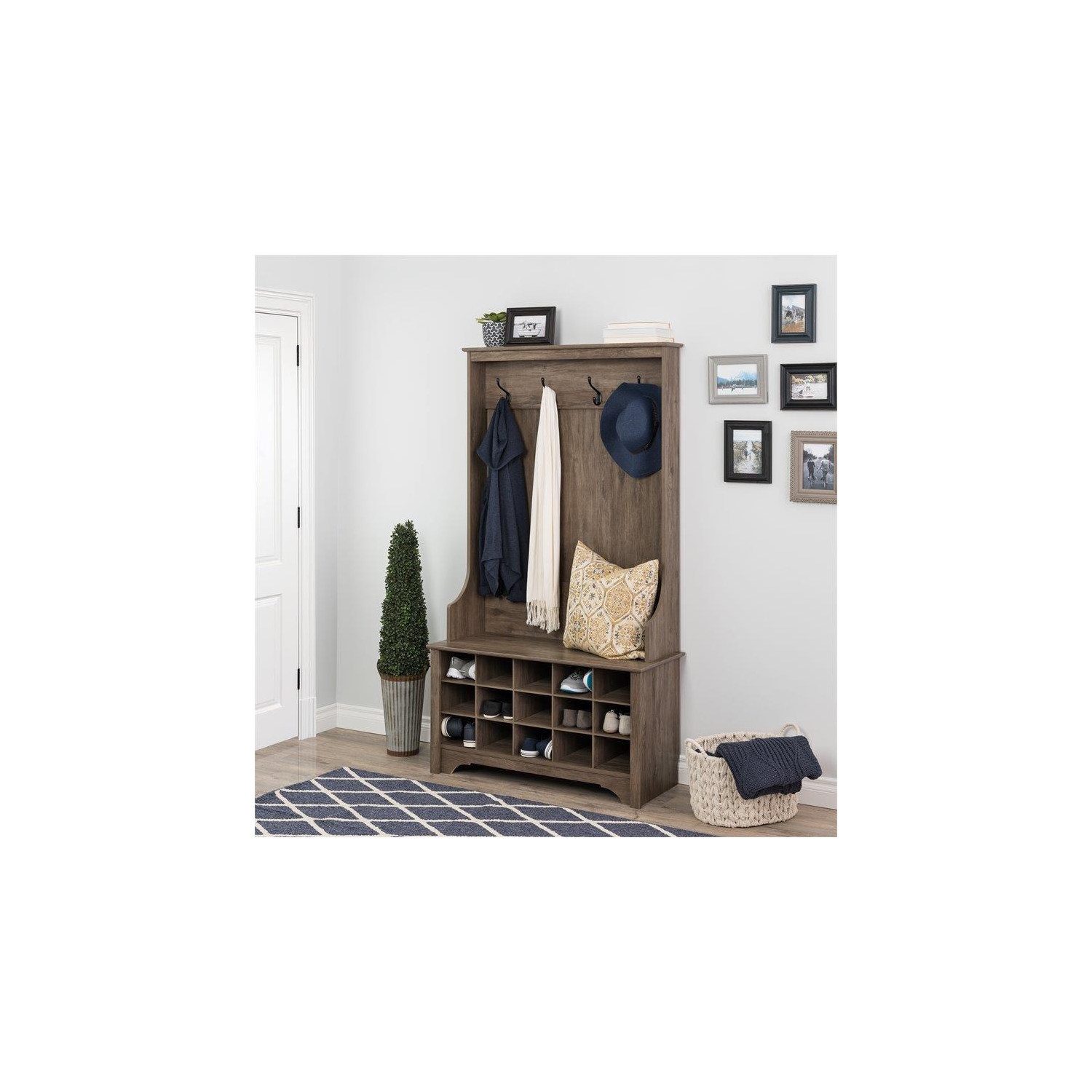 Portemanteau avec rangement pour chaussures au fini stratifié gris vieilli de Pemberly Row Canada