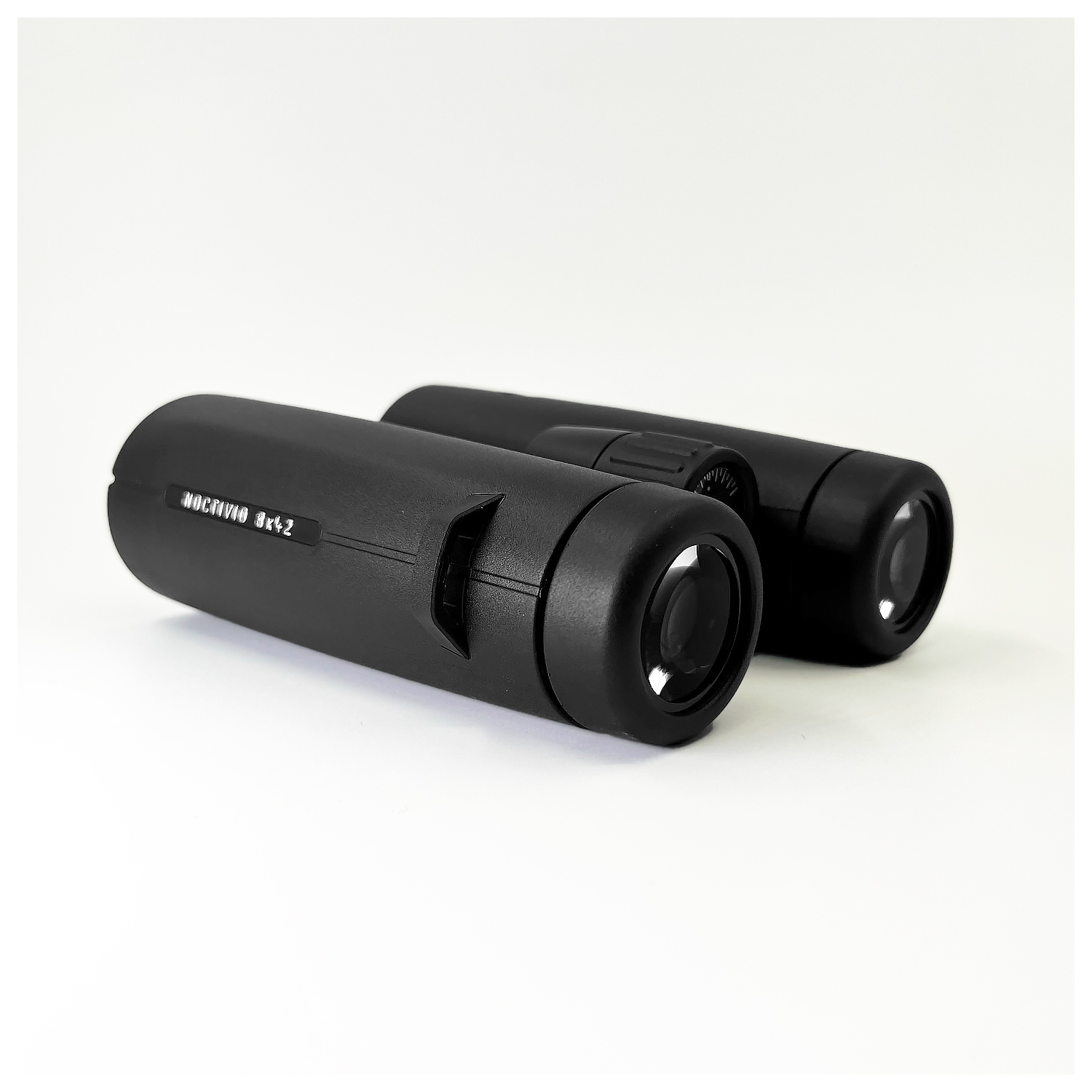 Leica 8x42 Noctivid Prism Binocular - Black + 6Ave Accessory Kit