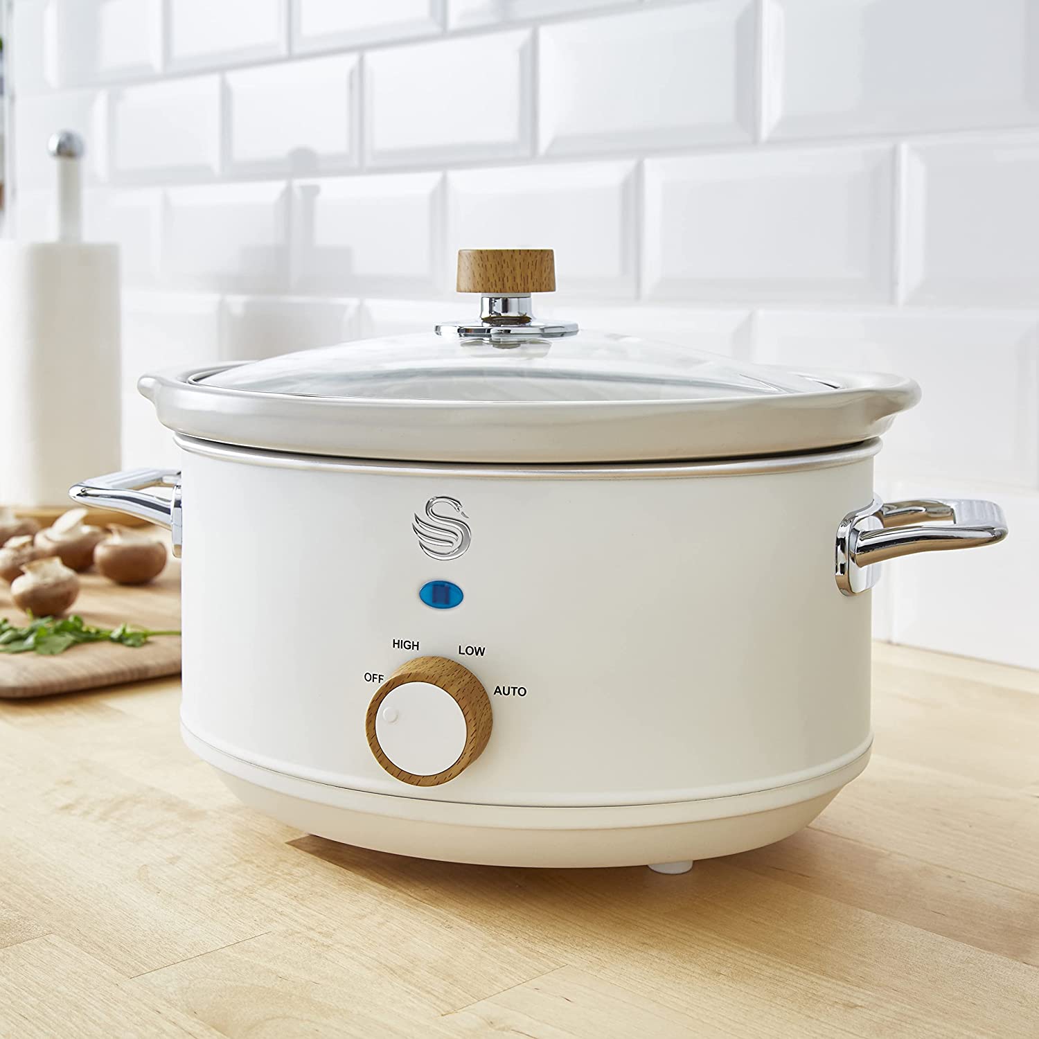 Swan Nordic - SF17021WHTN - 3.5L Slow Cooker, White
