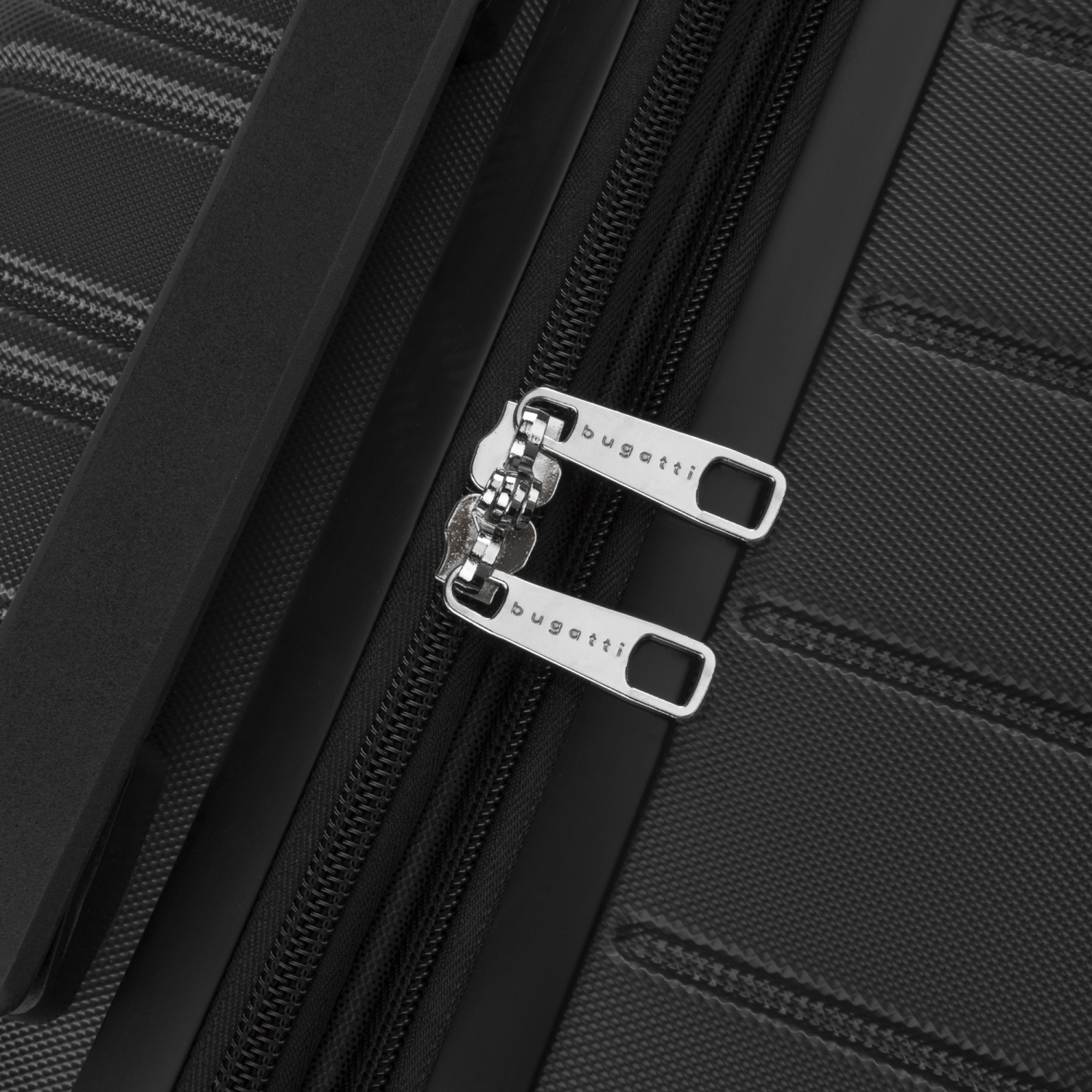 Grande valise rigide avec extension Mecca de Bugatti - Noir