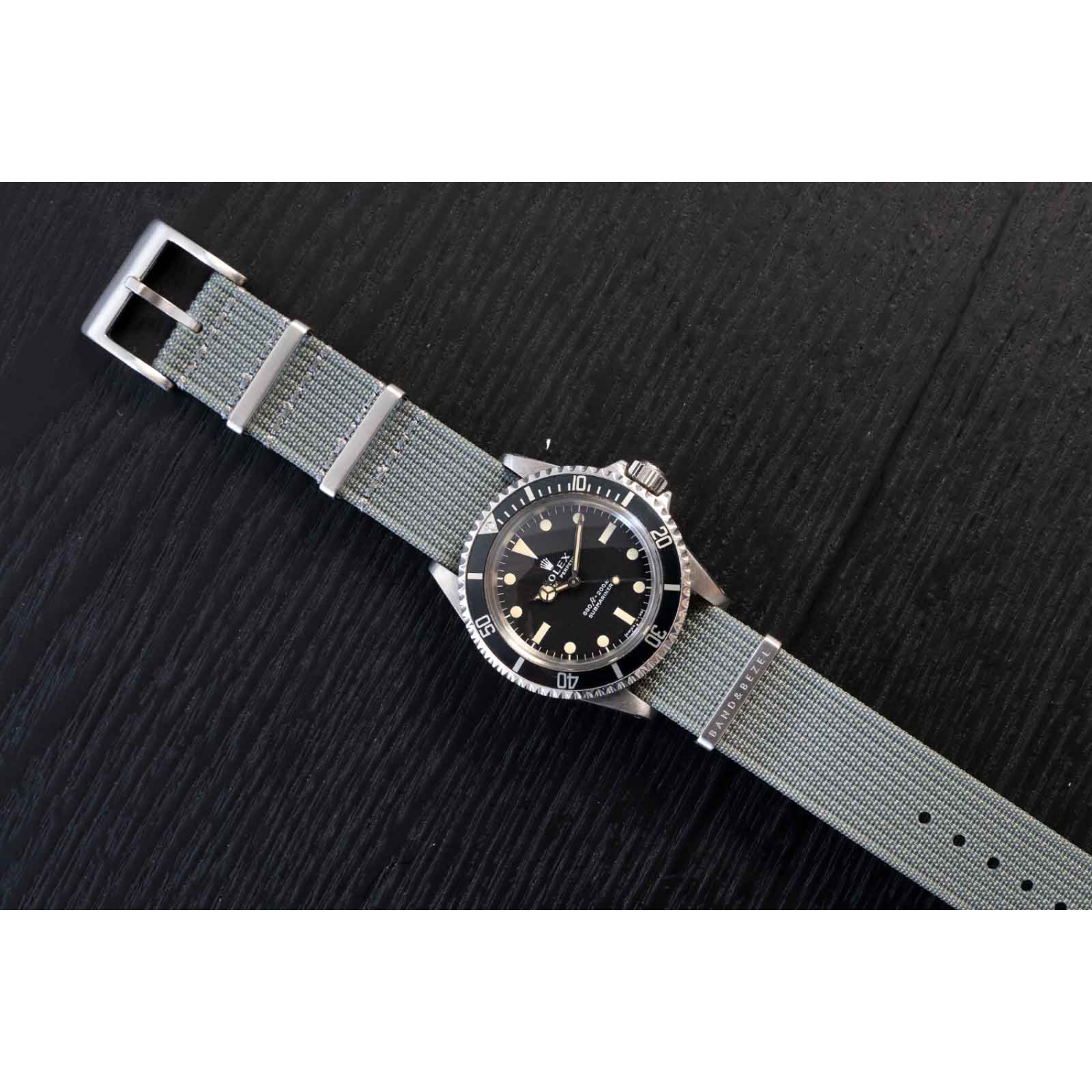 Band & Bezel Rib NATO Watch Strap - 22mm - Grey