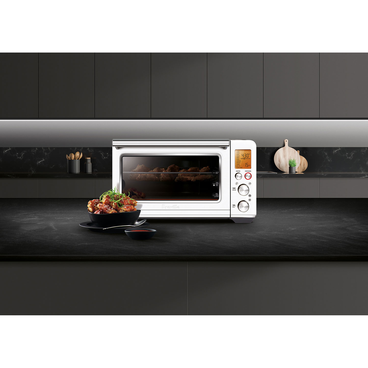 Remis à neuf - Four grille-pain à convection et friteuse à air chaud Smart Oven de Breville - 0,8 pi³/22,6 l - Sel de mer - Remanufacturé par Breville