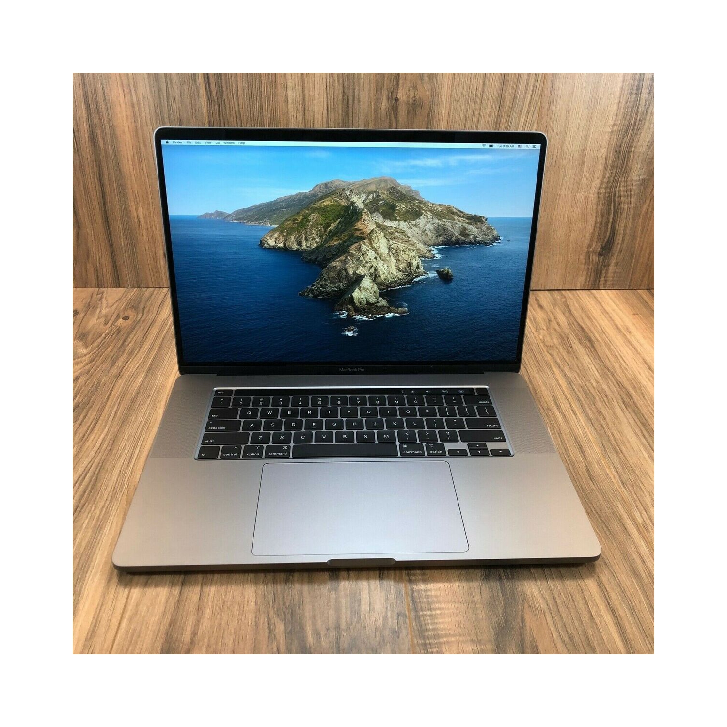 Refurbished - Apple MacBook Pro 16" - 2019 - Intel Core i9-9880H CPU @ 2.30GHz - 32GB RAM 1TB SSD (Space Grey) - TouchBar