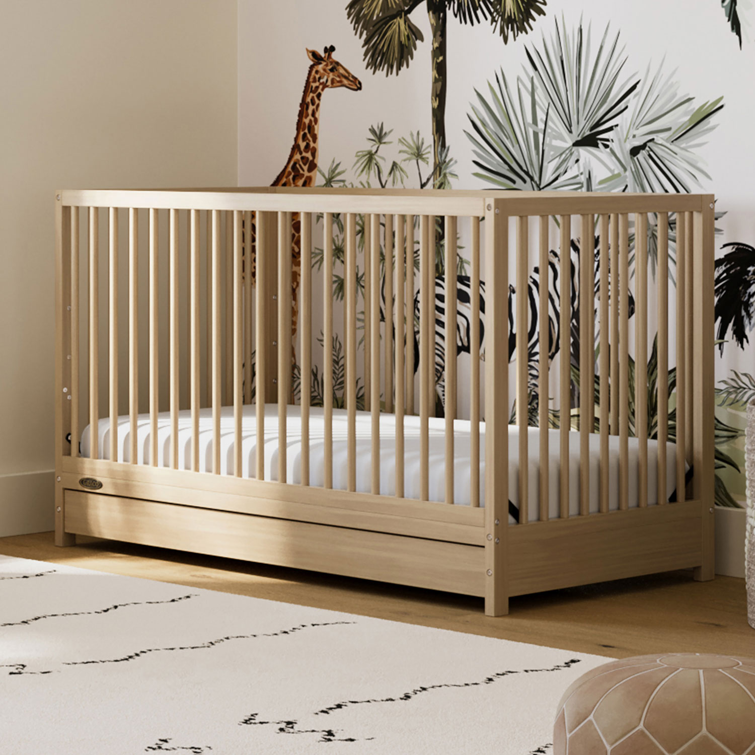 Lit de bébé transformable 5-en-1 Teddi de Graco avec tiroir - Bois flotté