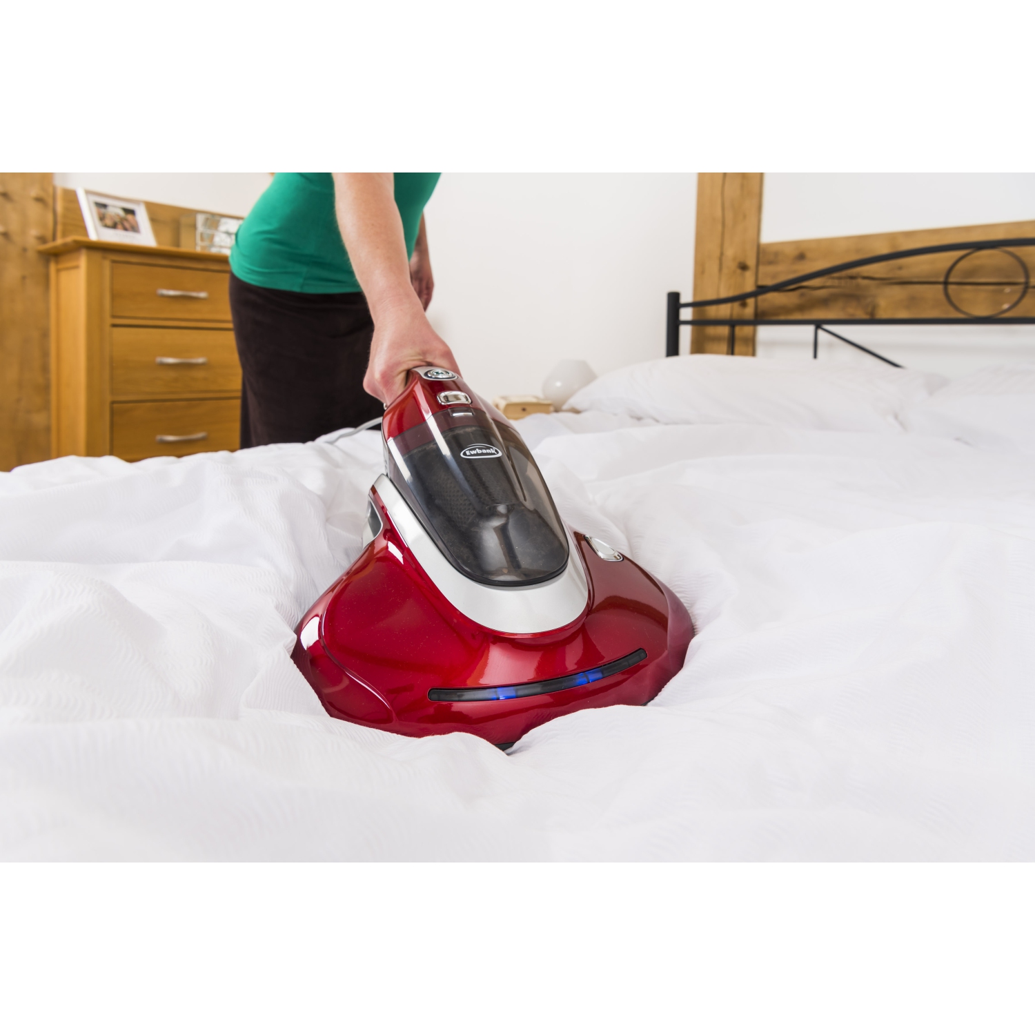 Ewbank UV400 Multi-Use Bed/Fabric/Upholstery Sanitizer & Vacuum Cleaner
