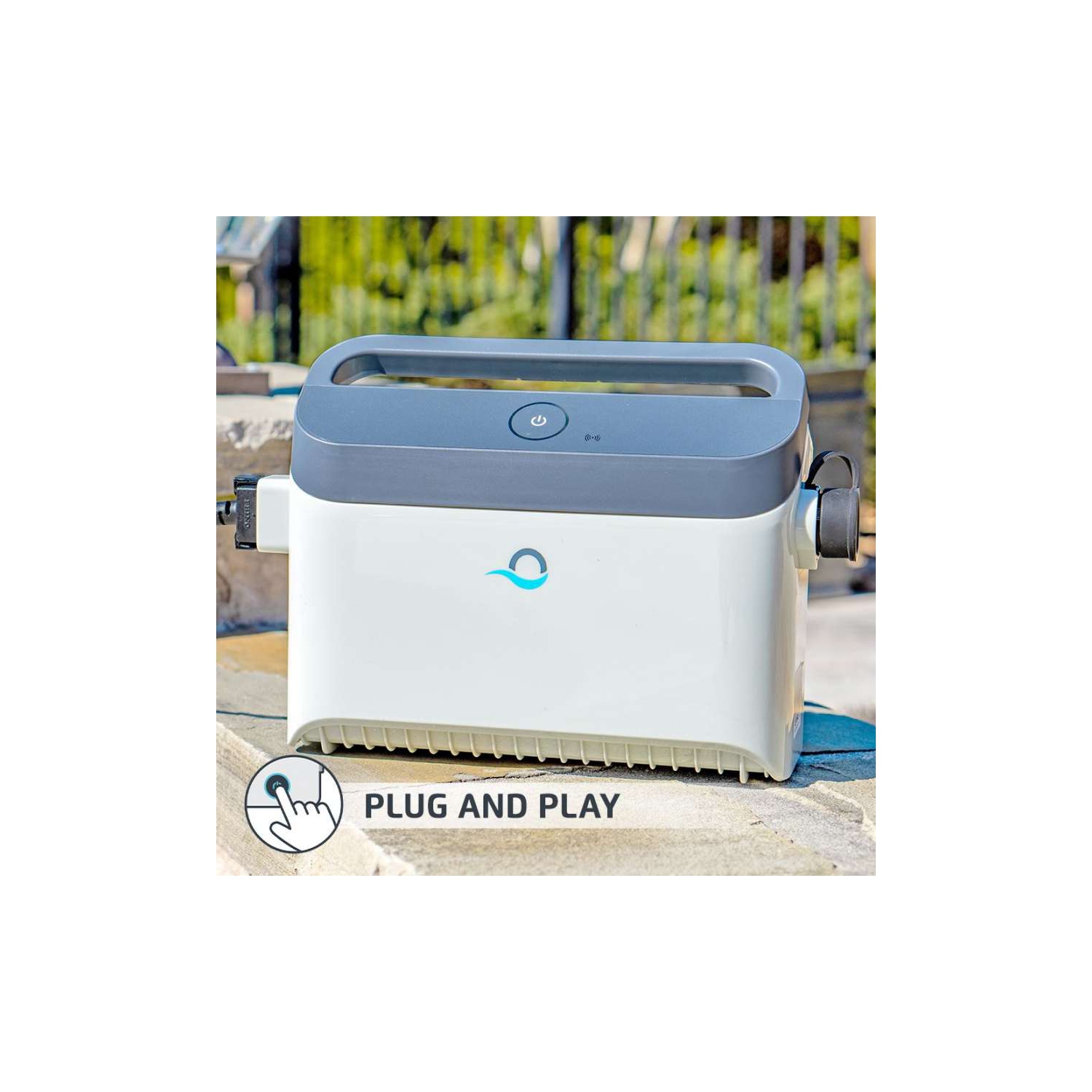 Aspirateur de piscine robotique Dolphin Nautilus CC plus avec Wi-Fi