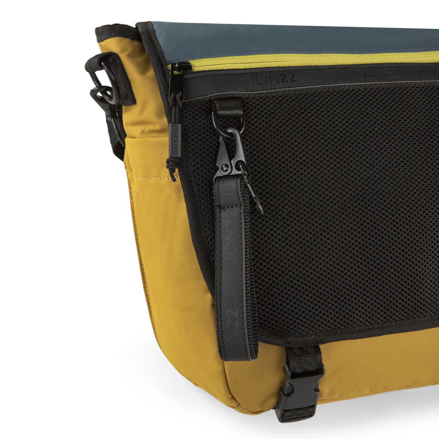 Bugatti X EDITION22 Messenger bag