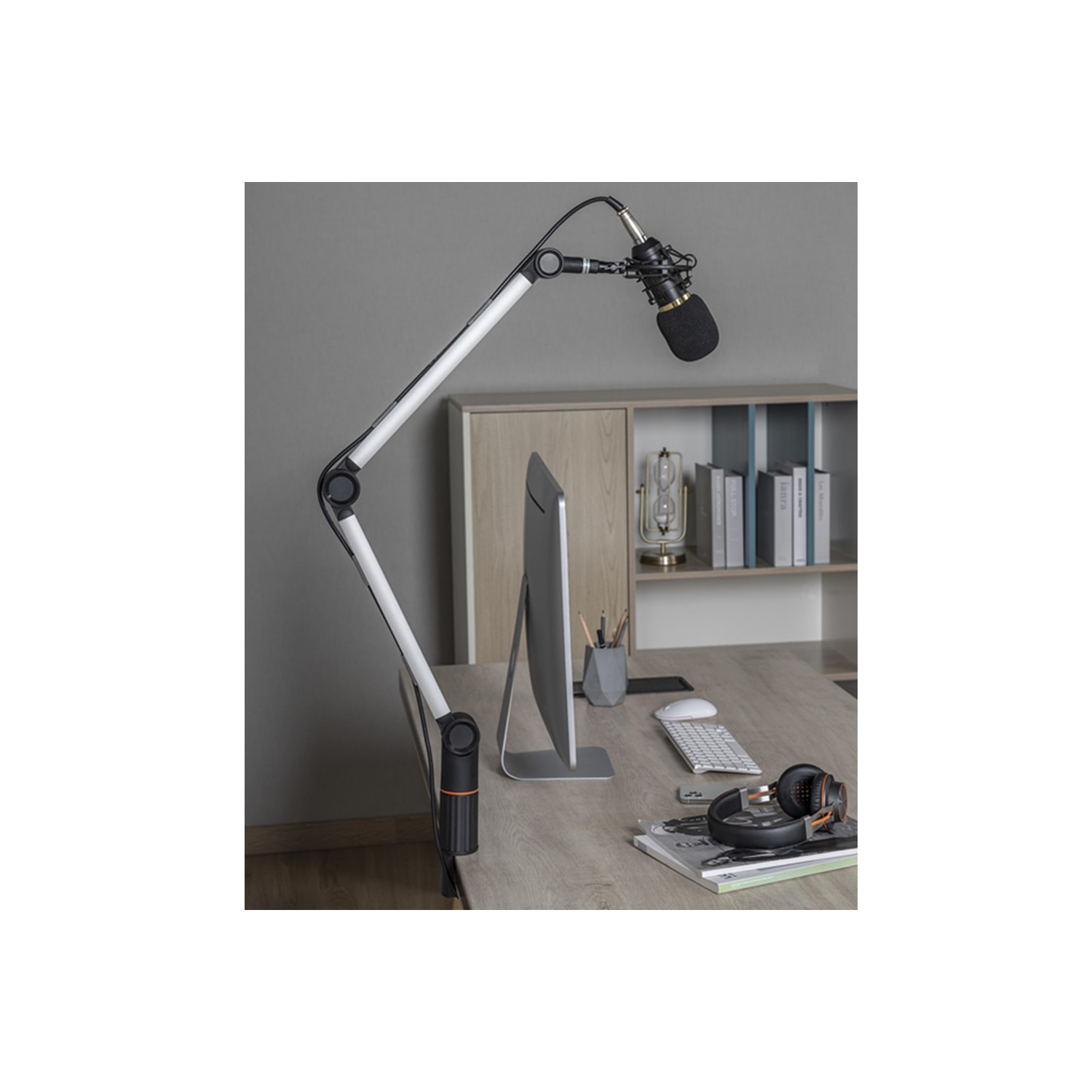 360º Rotatable Desk Mounted Professional Microphone Boom Stand , Gaming Live Streaming Arm Stand Spring-Assisted Desk Included 3/8” to 5/8” adapter