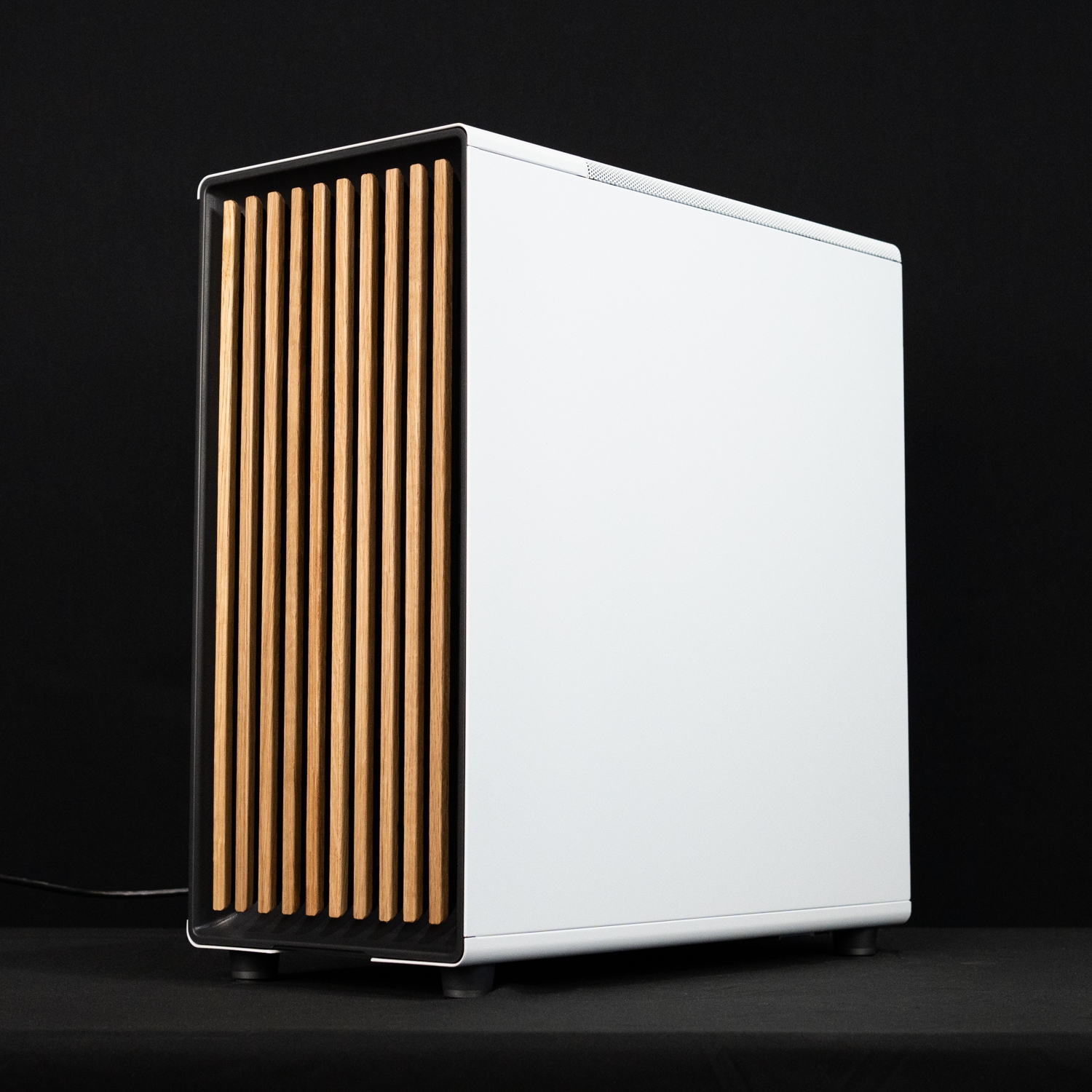 Quoted One Pro - Workstation & Office PC - White -