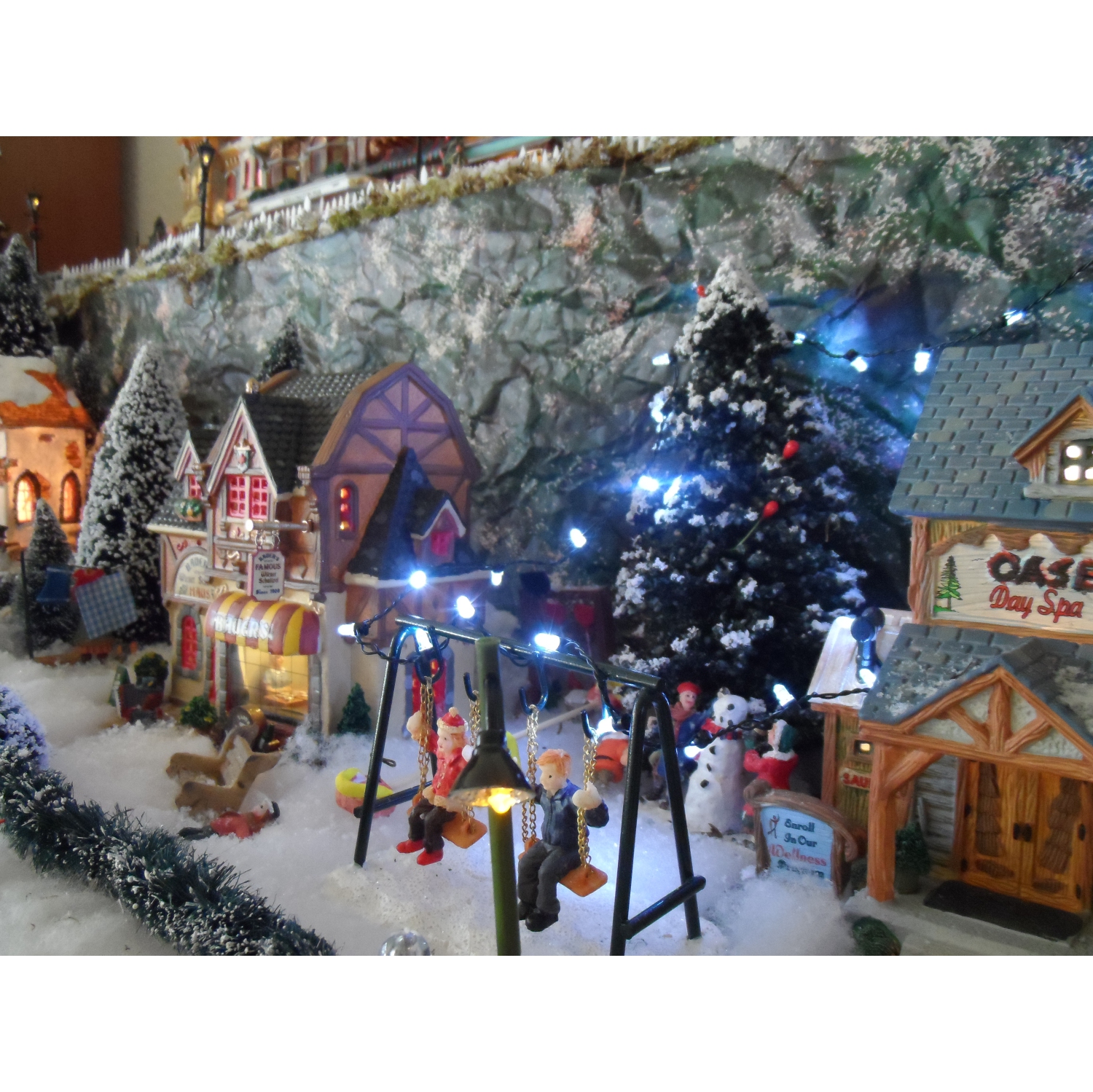 Lot De 2 Couvertures De Neige Artificielle - 90x240cm Chaque - Décoration De Noël, Sapin, Village De Noël - Tissu Polyester Doux, Ignifuge