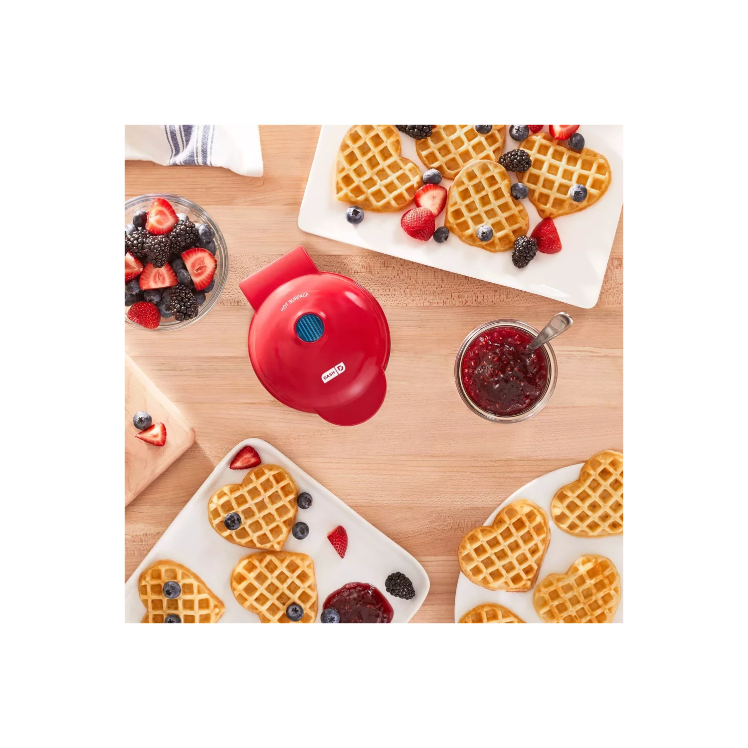 Dash Heart Mini Waffle Maker - Red - 80377868