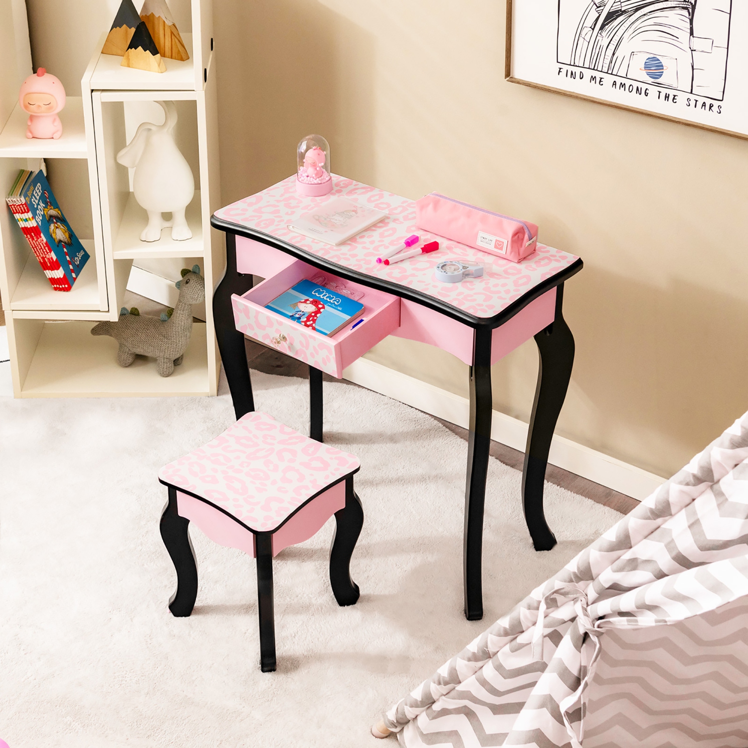 Costway Kid Vanity Set Wooden Makeup Table Stool Tri-Folding Mirror Leopard Print Pink