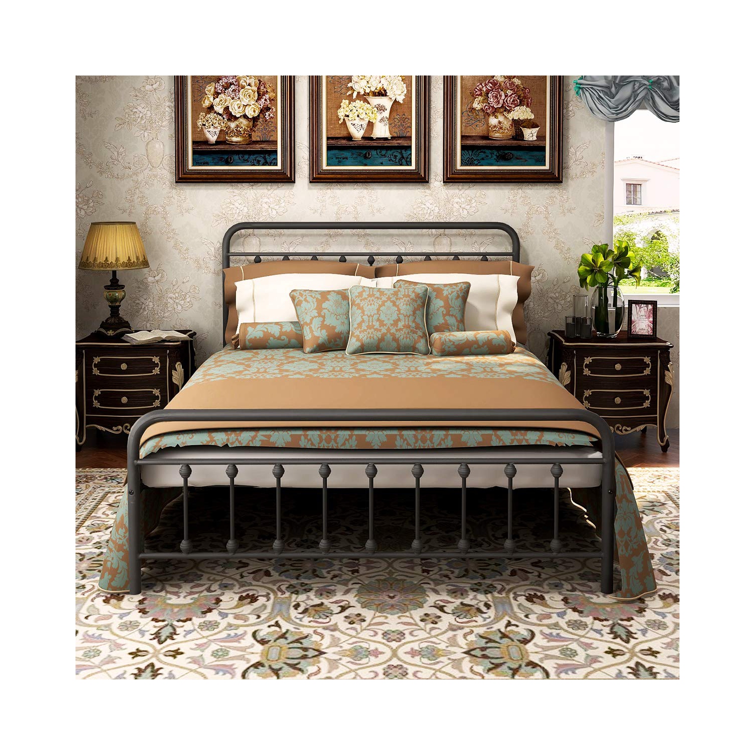 Cadre de grand lit rétro avec tête de lit et pied de lit noirs de Furniture One