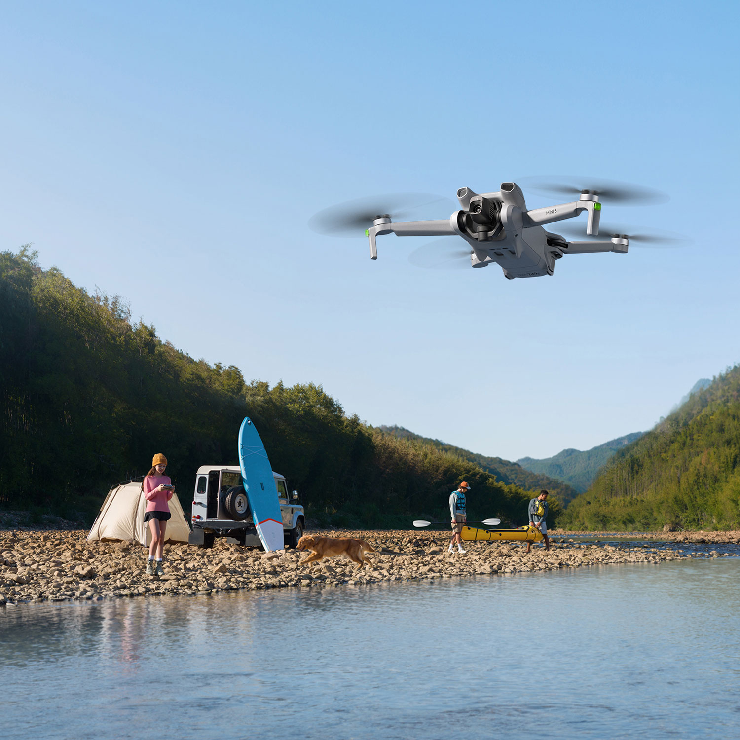 Drone quadricoptère Mini 3 de DJI avec télécommande - Gris