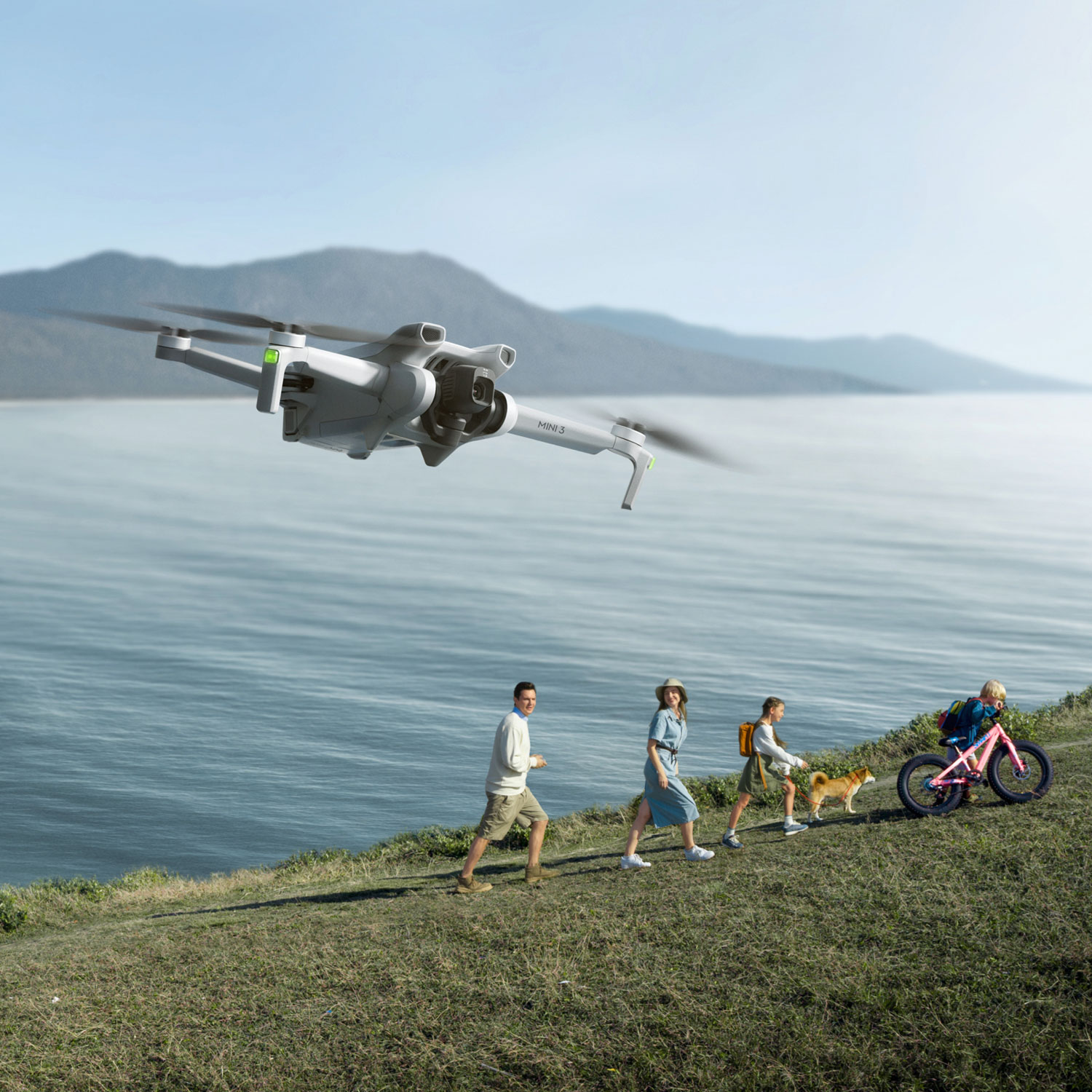 DJI Mini 3 Quadcopter Drone Fly More Combo & Remote Control with Built-in Screen - Grey