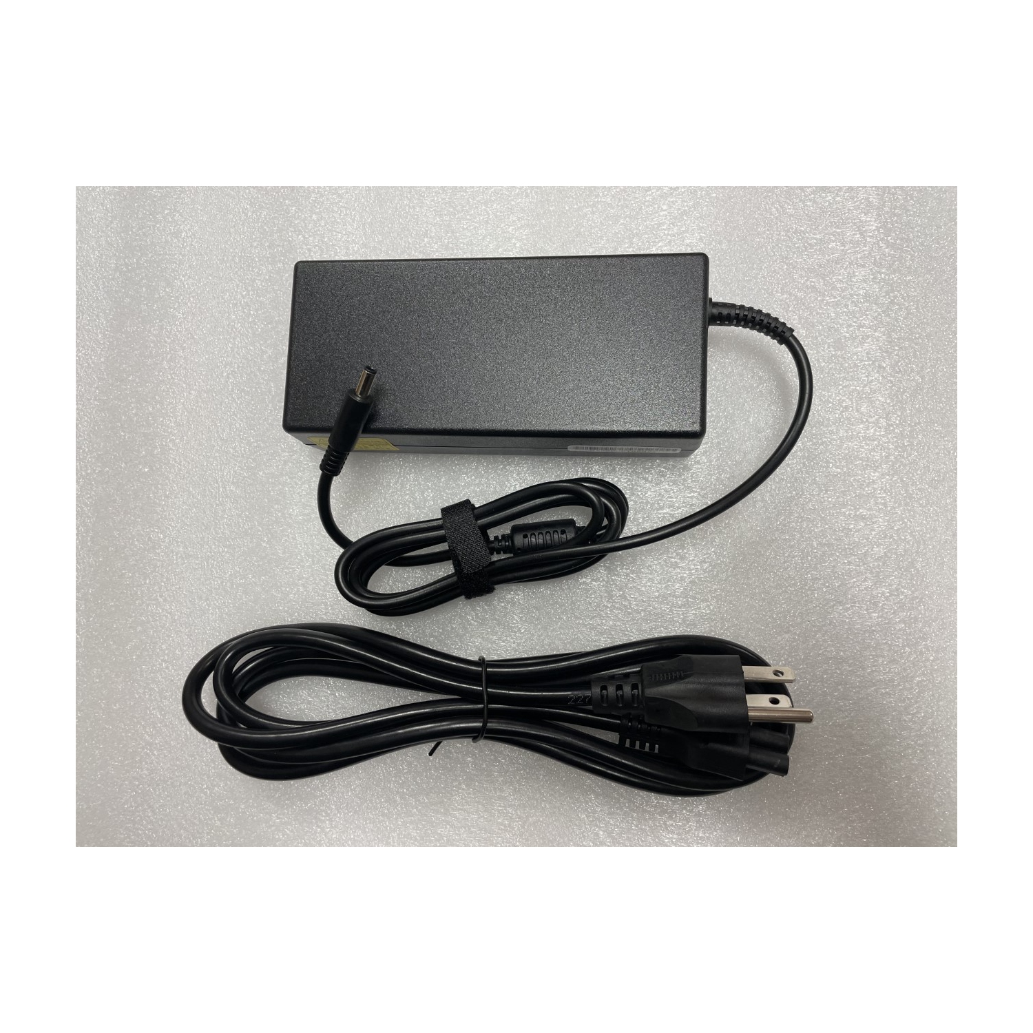 New Compatible Dell XPS 15 7530 9530 9550 9560 AC Adapter Charger 130W
