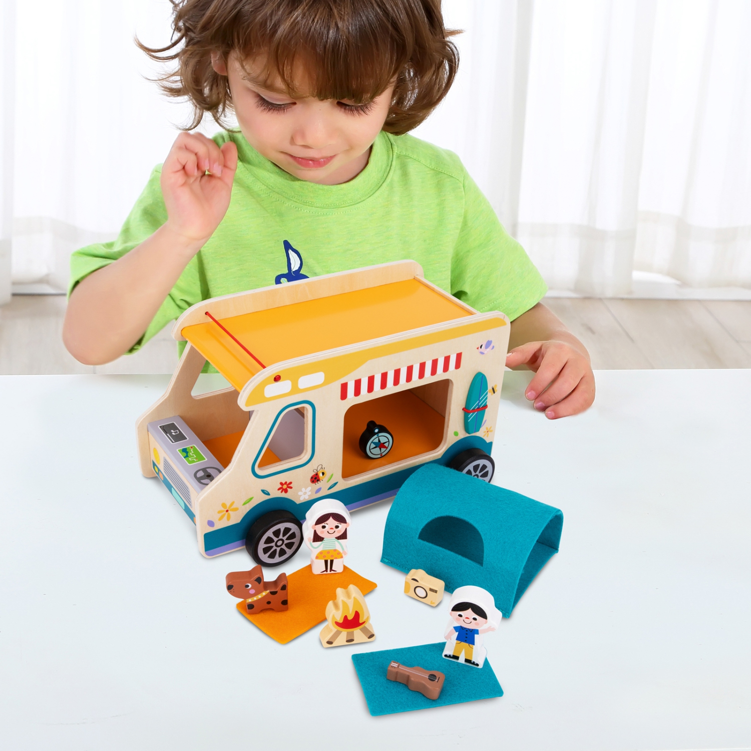 TOOKYLAND Camper Van Play Set - 13pcs - Toy RV Caravan for Kids, Ages 3+