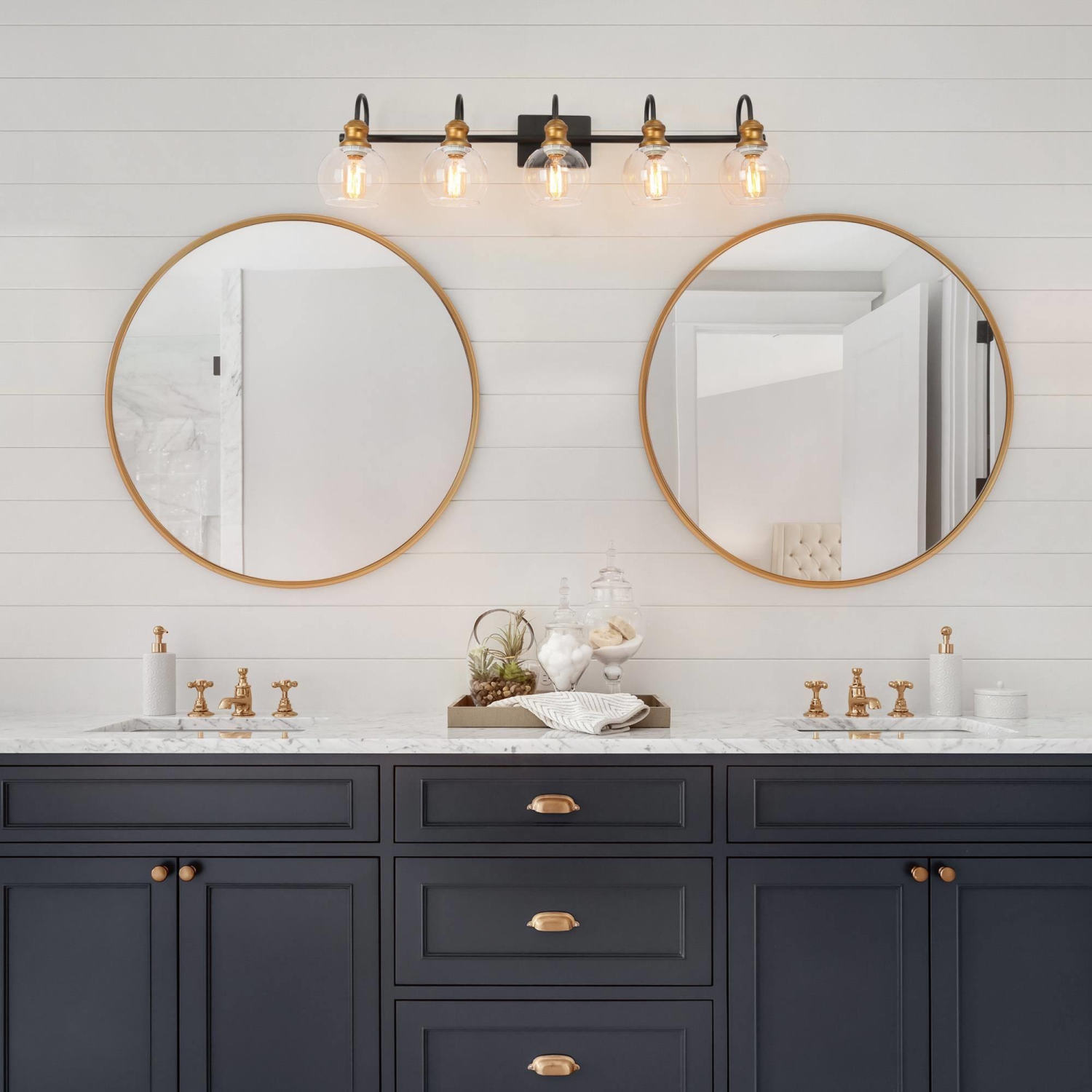 Applique murale de salle de bain moderne à 5 lumières, noir doré et blanc