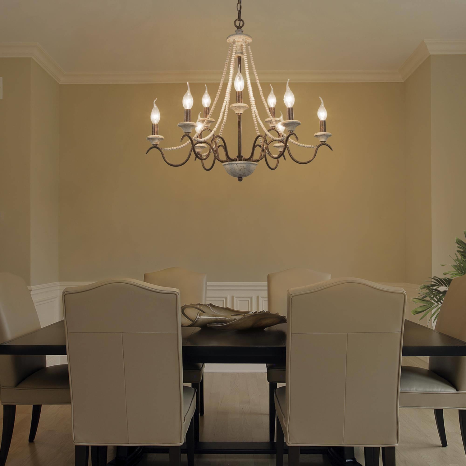 Lustre champêtre à 9 lumières avec perles en bois