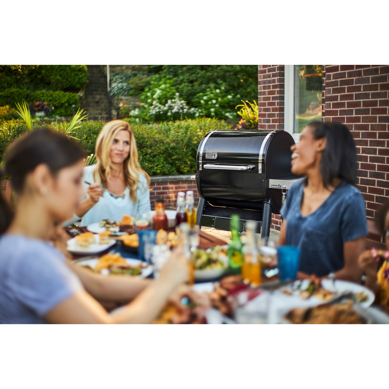 Weber SmokeFire EX4 Wood Pellet BBQ