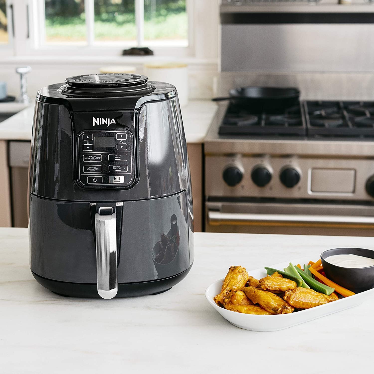 NINJA AF101C, Air Fryer, 3.8L Less Oil Electric Air Frying, Equipped with Crisper Plate + Multi-Layer Rack + Non Stick Basket, Black, 1550W,