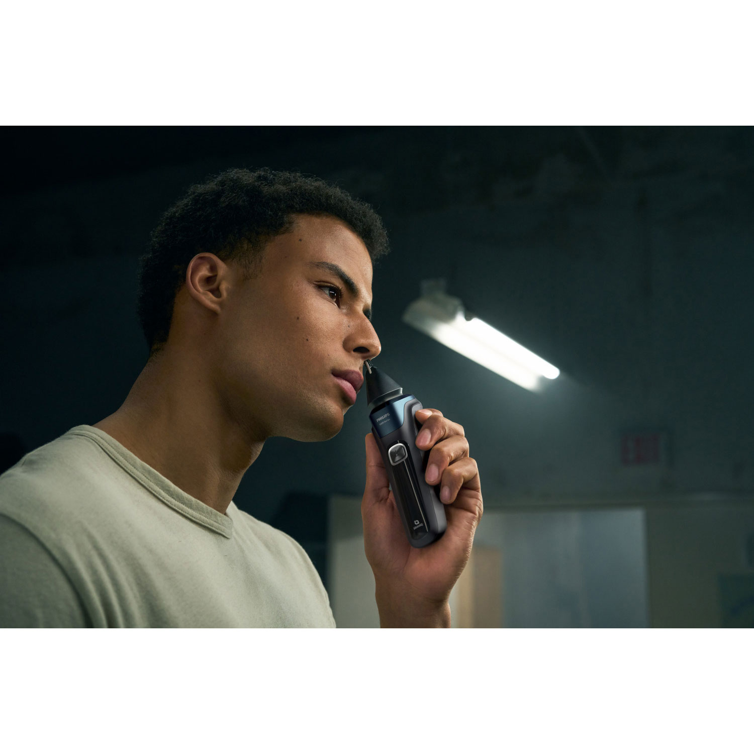 Philips Series 5000 Wet & Dry Shaver with Quick Clean Pod