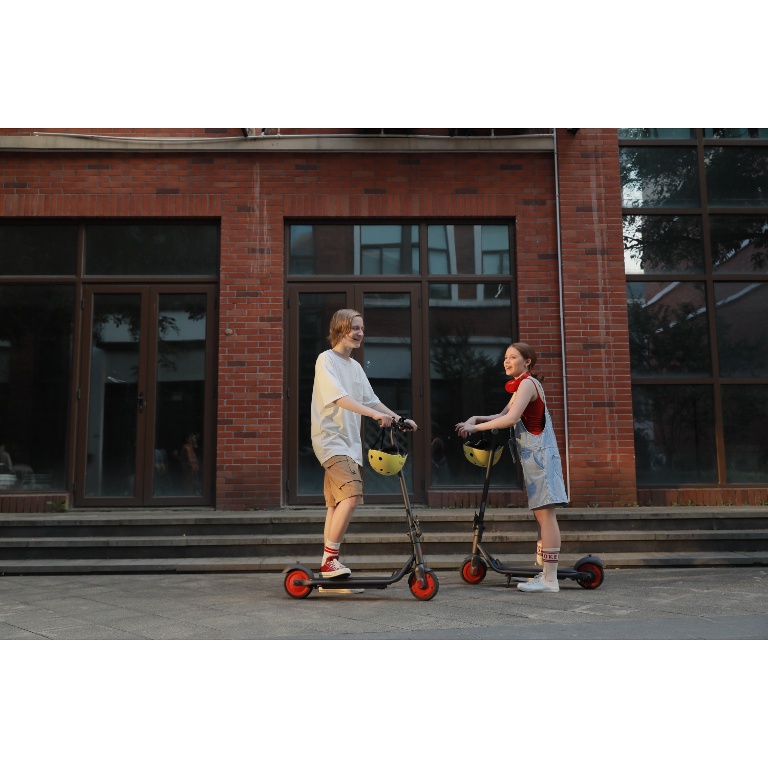 Refurbished Segway Ninebot ZING C20 eKickScooter