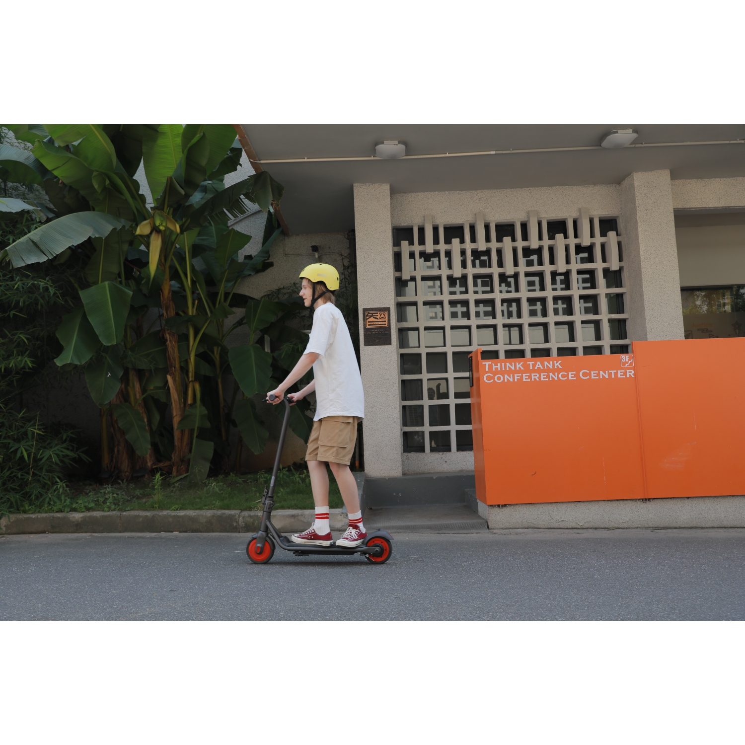 Refurbished Segway Ninebot ZING C20 eKickScooter