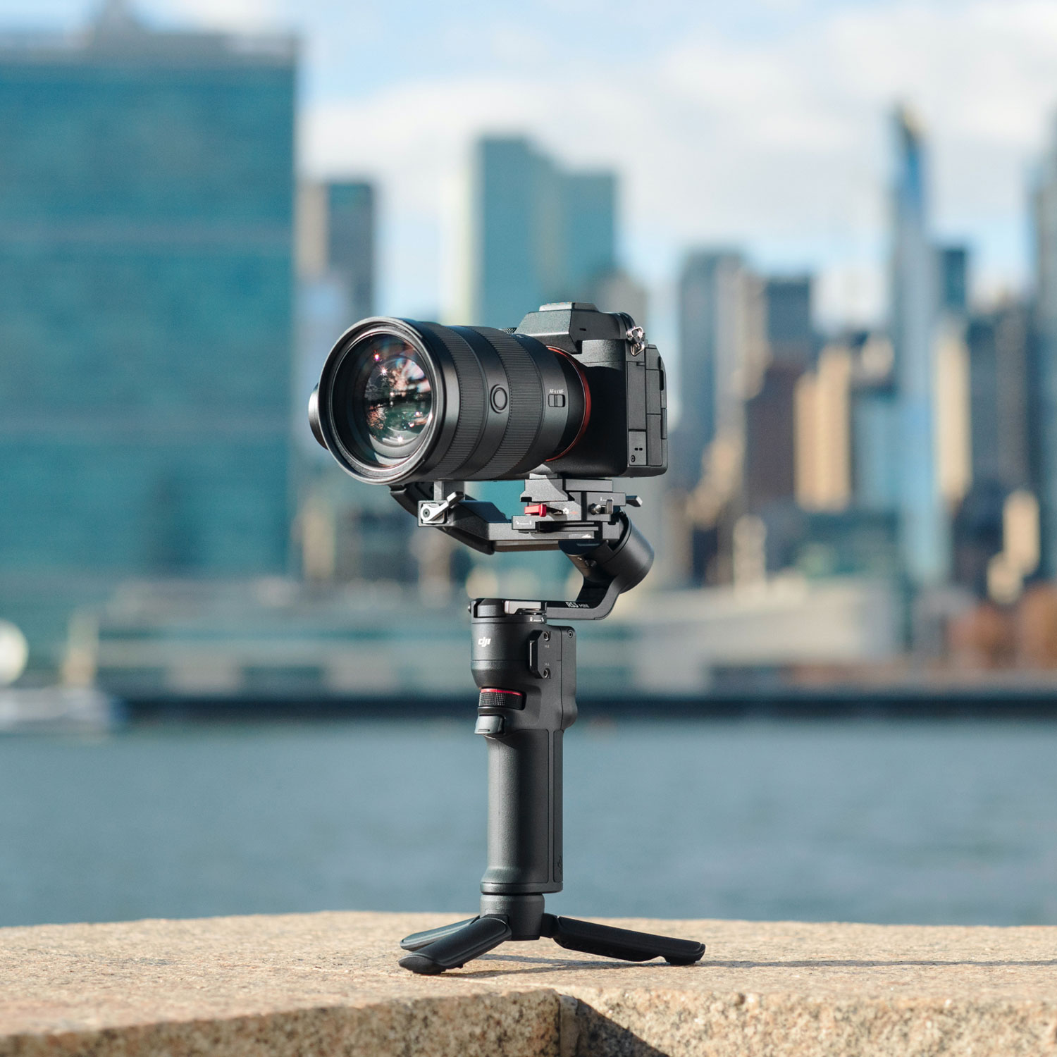 DJI RS 3 Mini 3-Axis Gimbal Stabilizer - Black