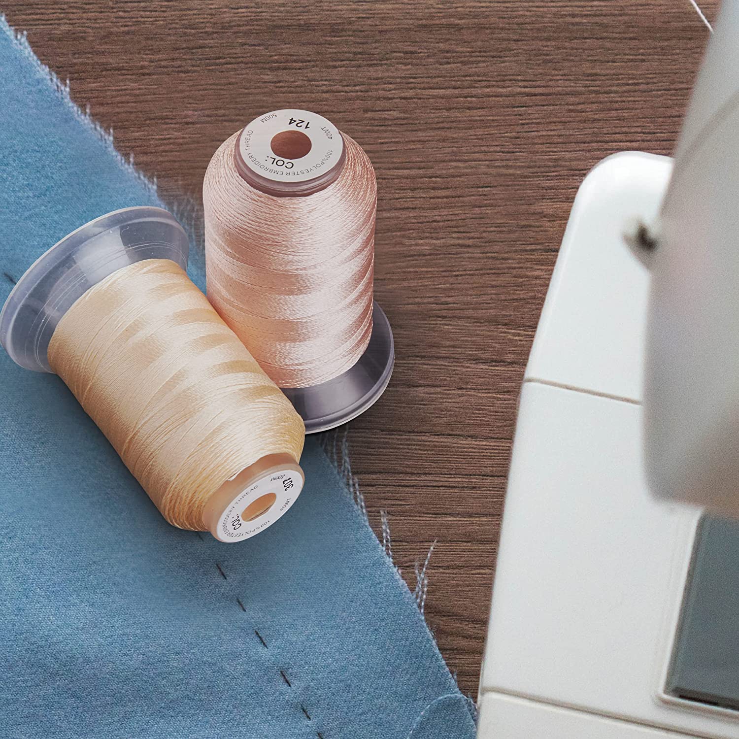 Ensemble de fils de broderie en 40 couleurs de JumblCrafts – bobines de fil épais de 500 M.