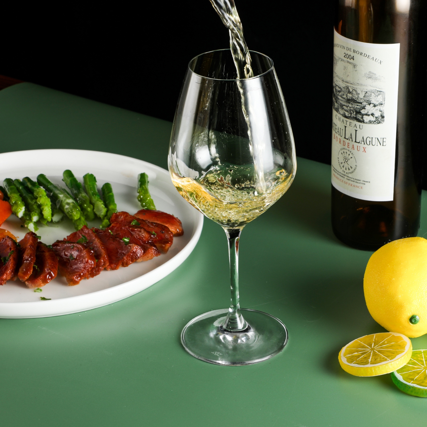 TABLE 12 14.5-Ounce White Wine Glasses, Set of 6, Lead-Free Crystal, Break Resistant