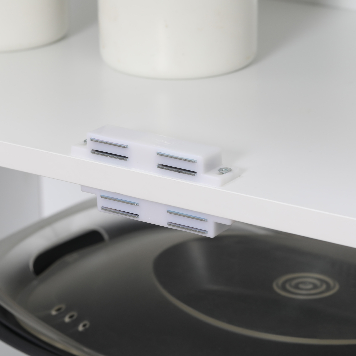 HOMCOM 70" Tall Kitchen Pantry Cabinet, Freestanding Storage Cabinet with 4 Doors, 6-tier Pantry for Living Room, White