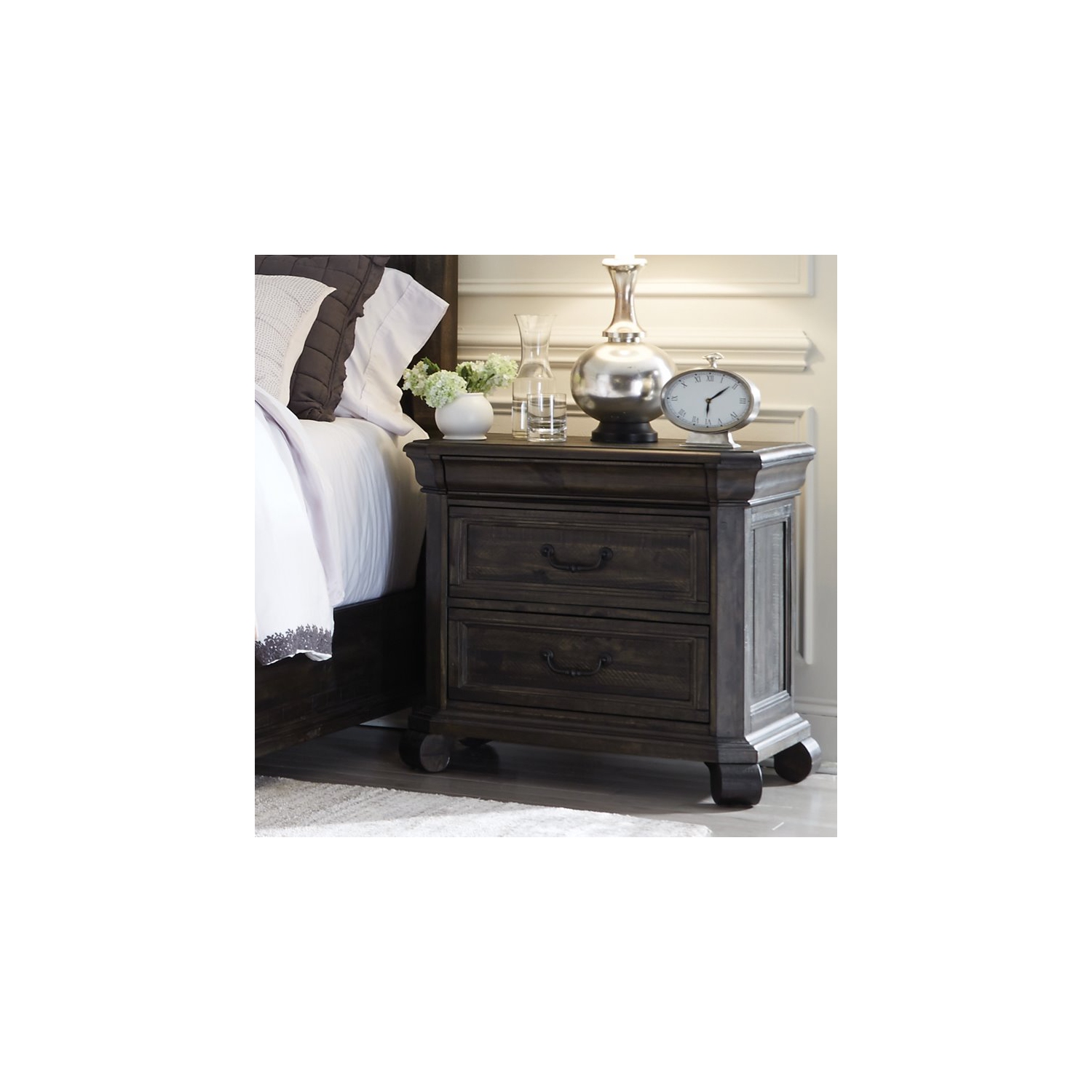 Bowery Hill Wood Espresso Traditional Peppercorn 3 Drawer Nightstand