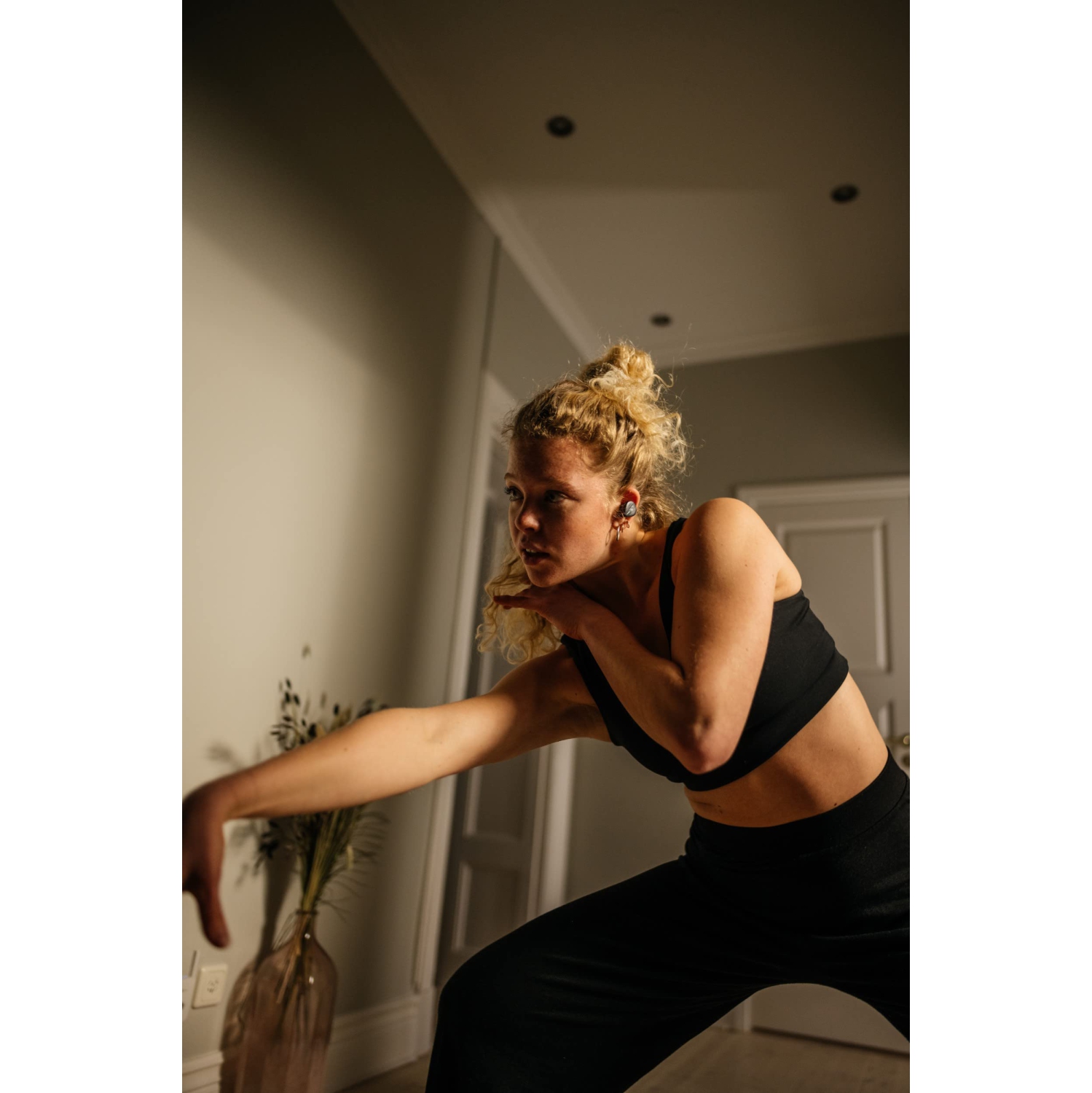 beyerdynamic Free BYRD Black True Wireless Bluetooth in-Ear Headphones, Active Noise Cancelling, Long Battery Life, Microphone, IPX4, Sound